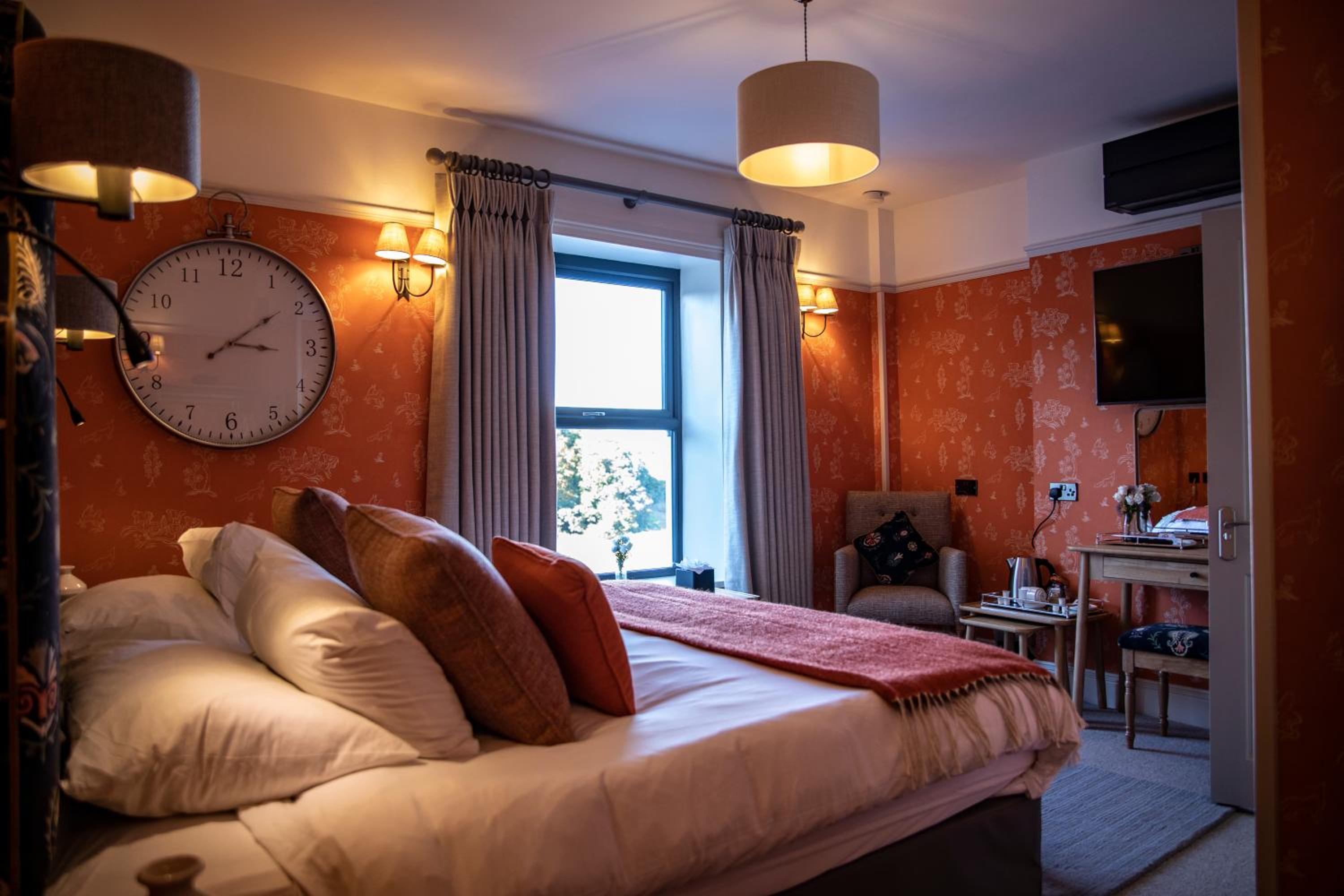 Farmhouse - Orange - Room 58 - Photo 4