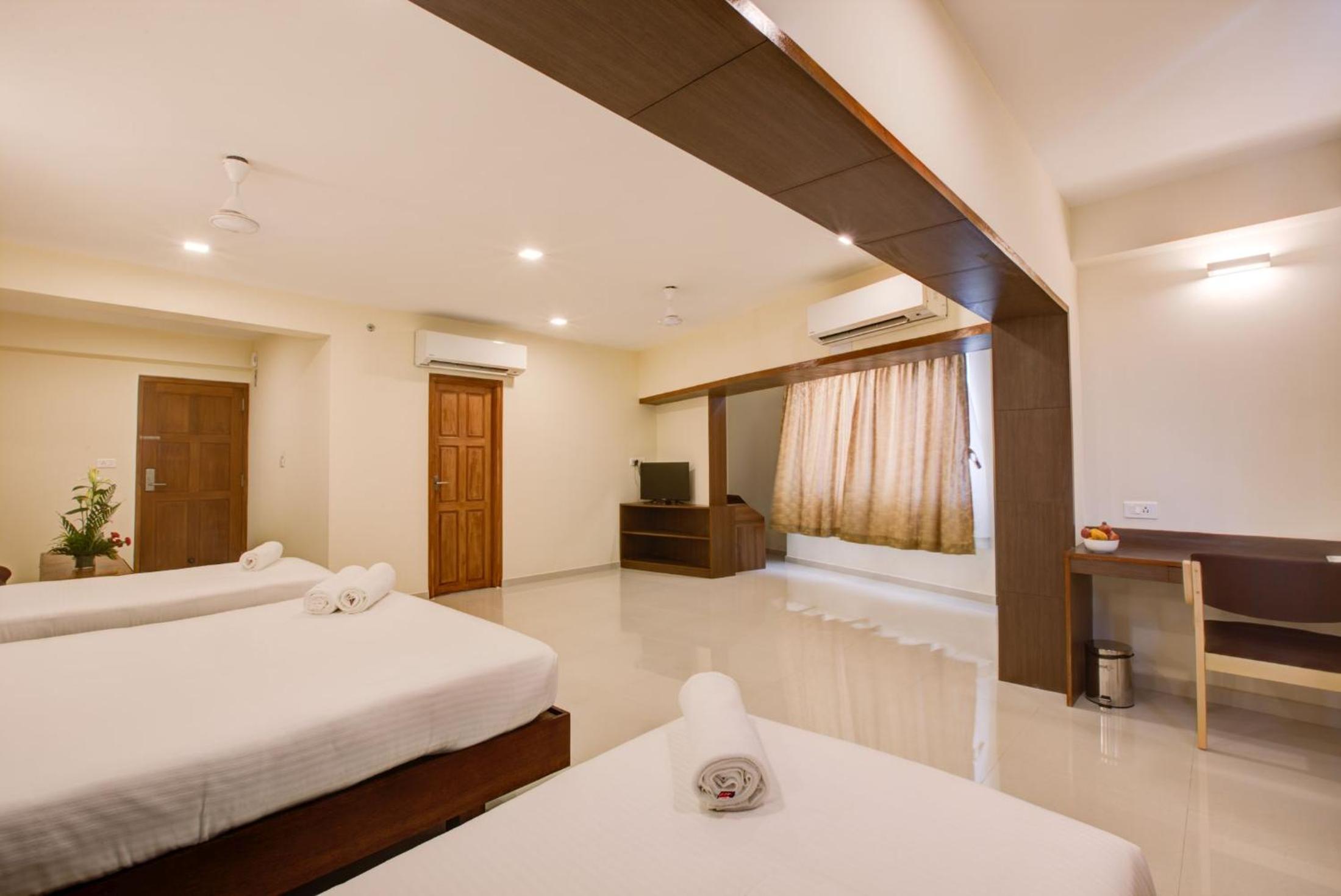 Deluxe Double Room - Photo 2