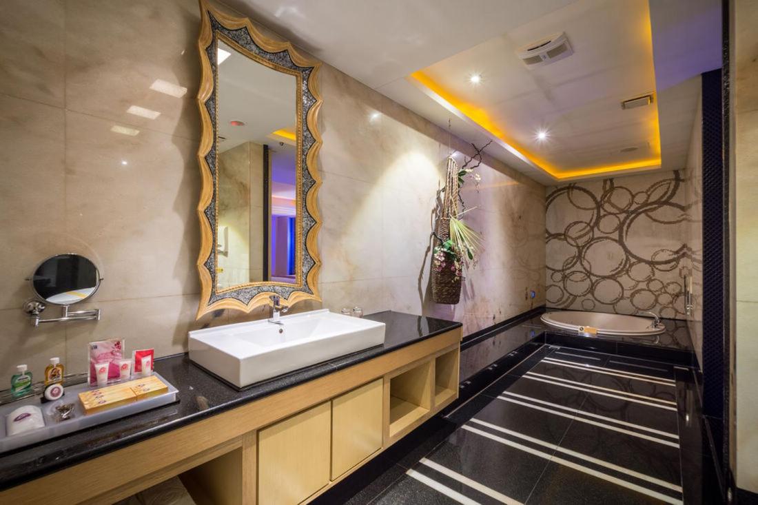 Deluxe Double Room - Check-in after 20:00 - Photo 3