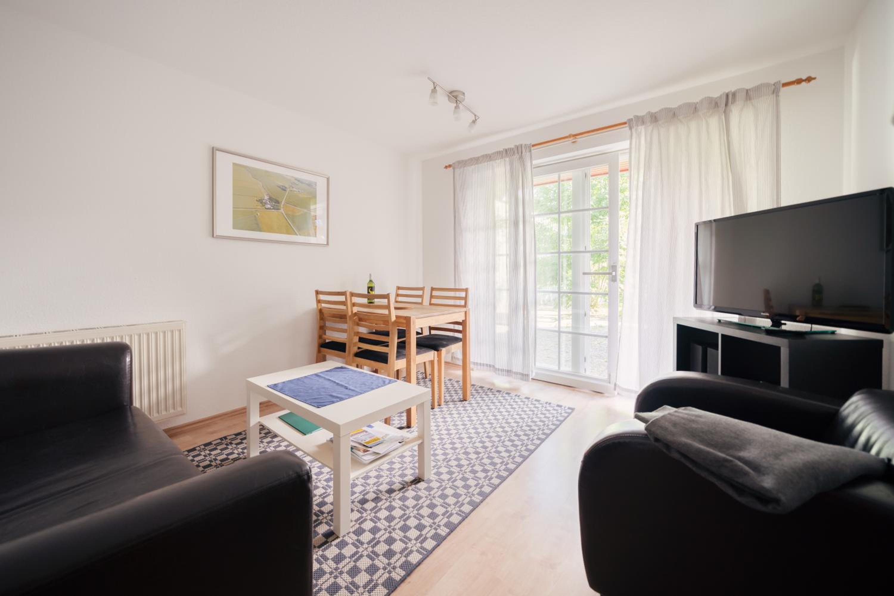 Apartment with Terrace photo 1