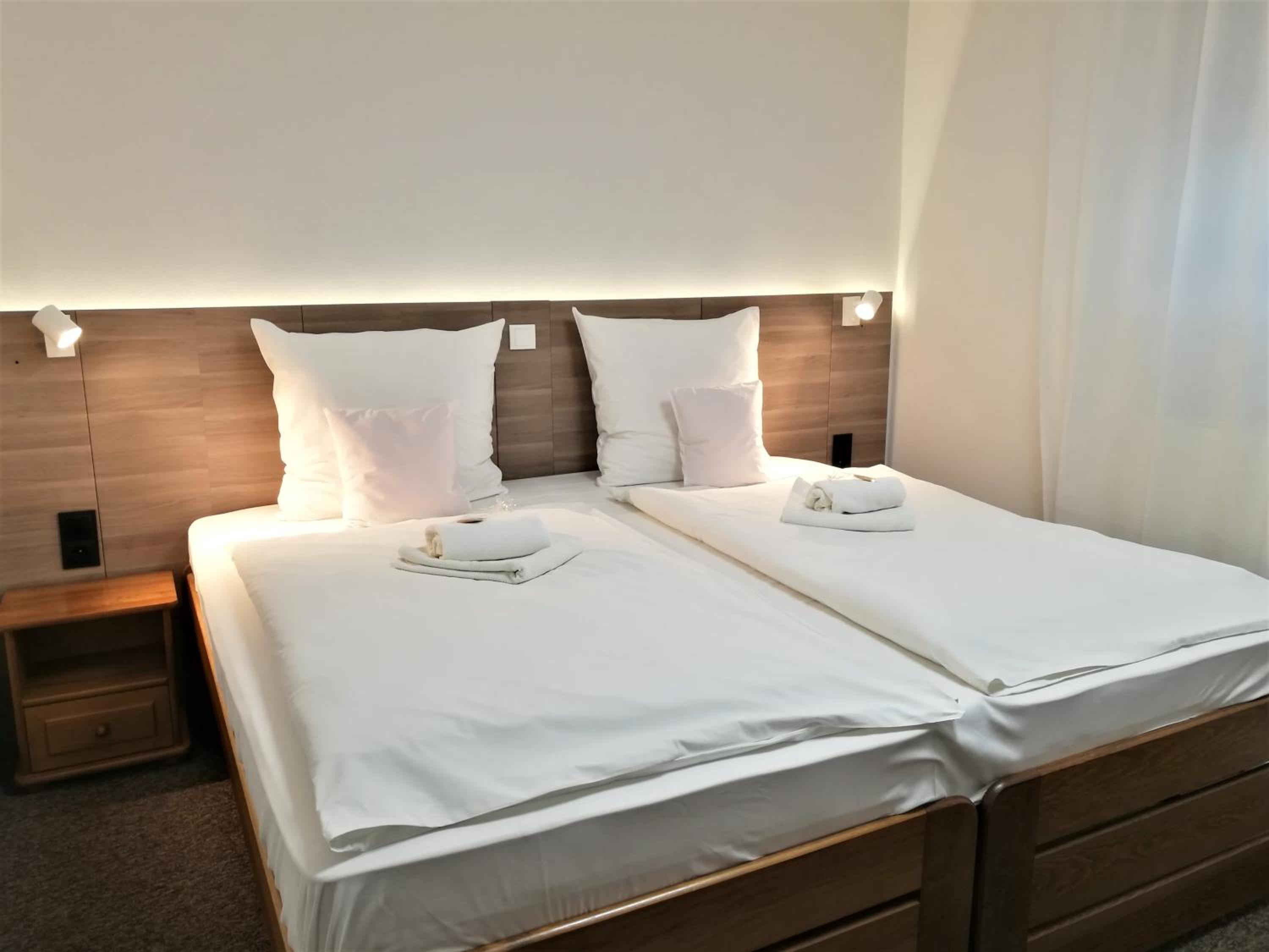 King Double Room - Photo 1