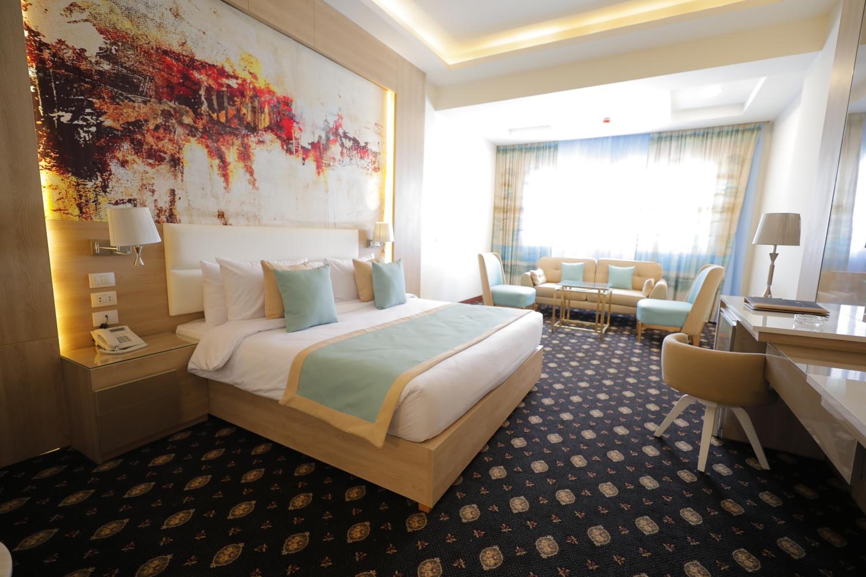 Deluxe Double Room with Pool View