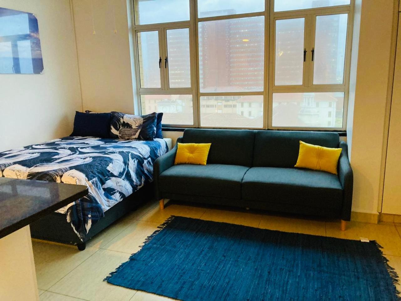 Apartment with Sea View - Photo 1