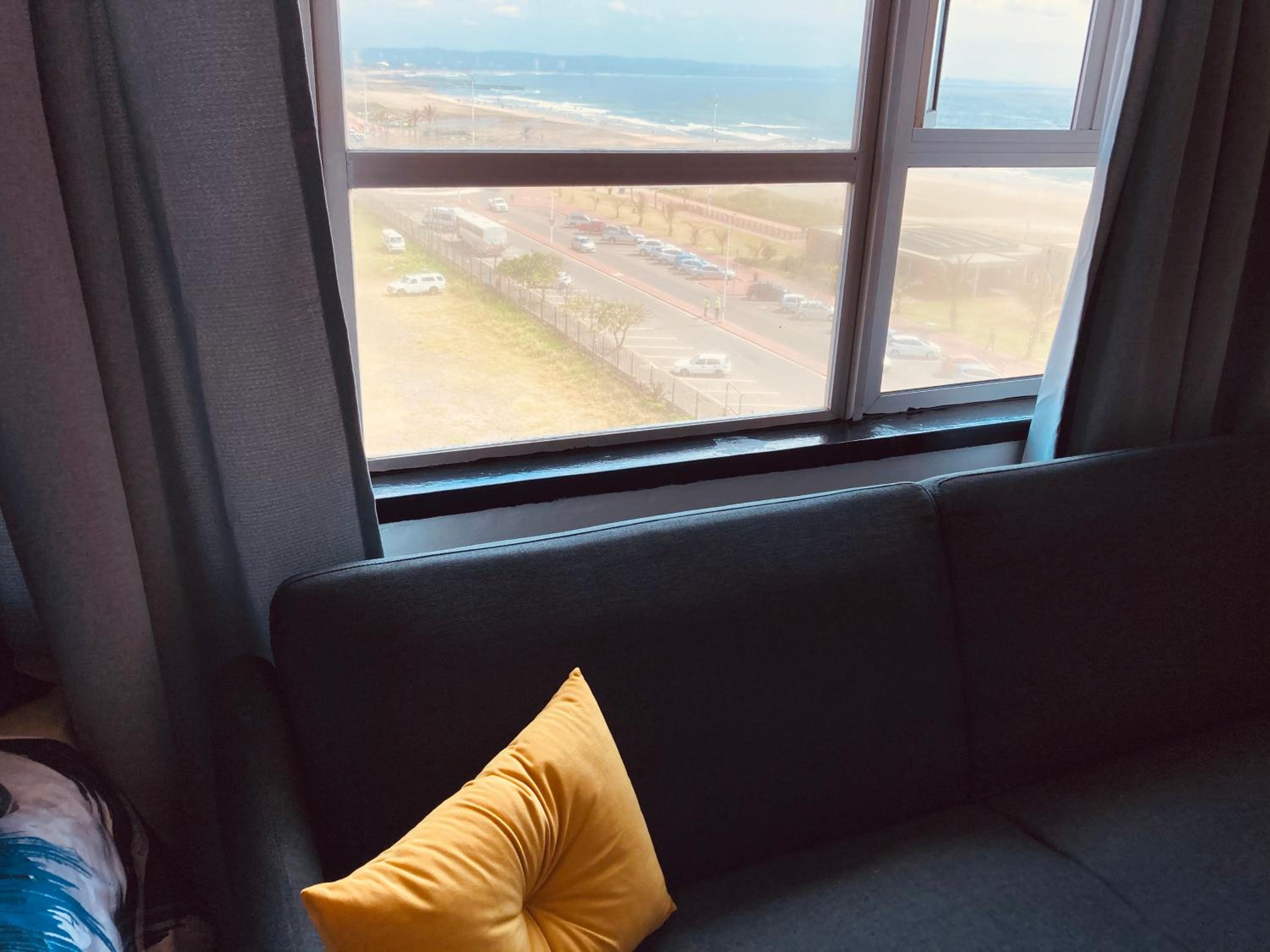 Apartment with Sea View - Photo 25