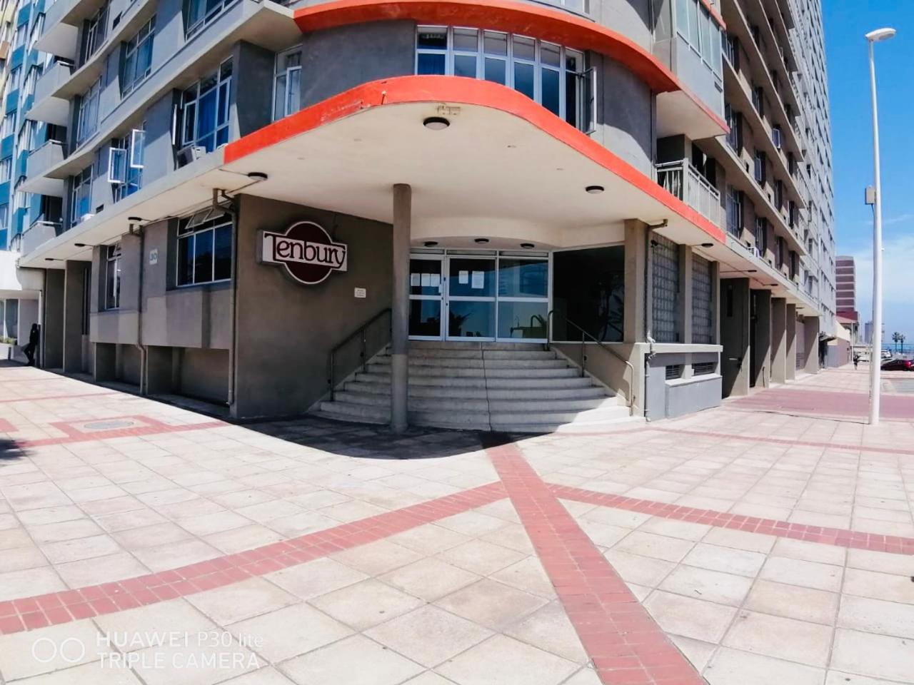 Apartment with Sea View - Photo 28