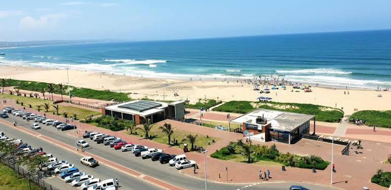 Apartment with Sea View - Photo 6