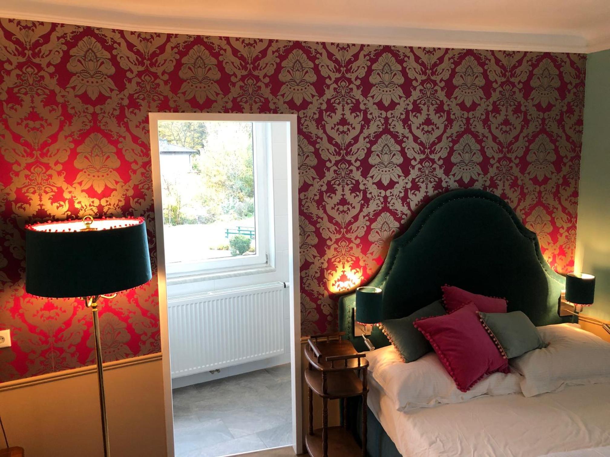 Deluxe Room (1 adult + 1 child) photo 2