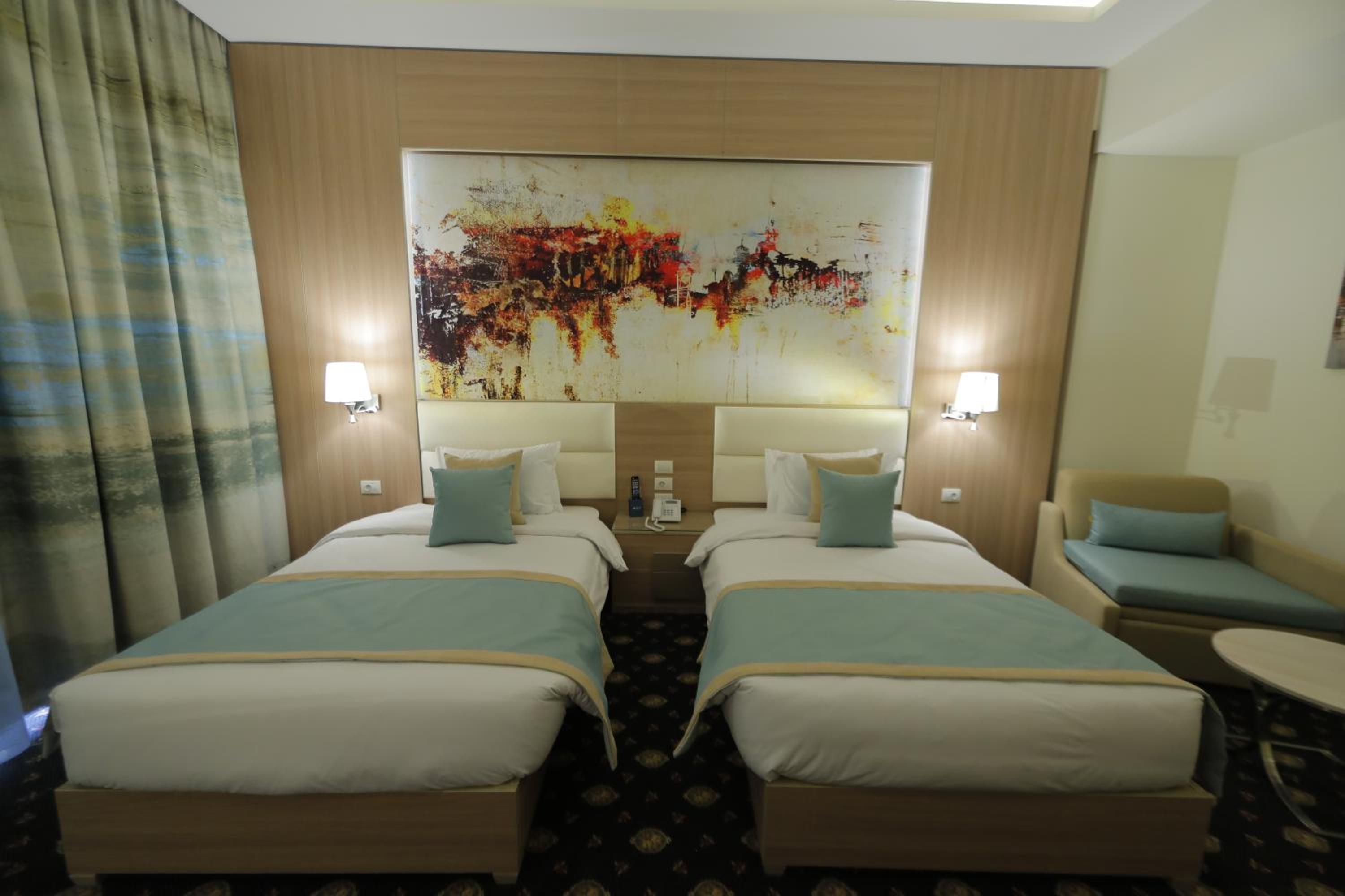 Standard Twin Room with Pool View