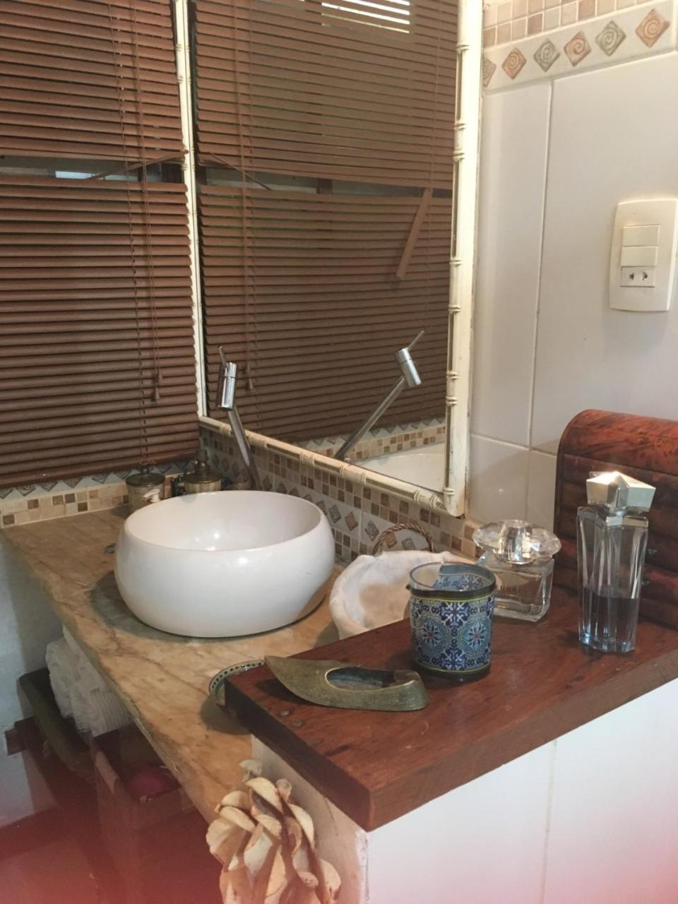 Deluxe Queen Suite - Photo 35