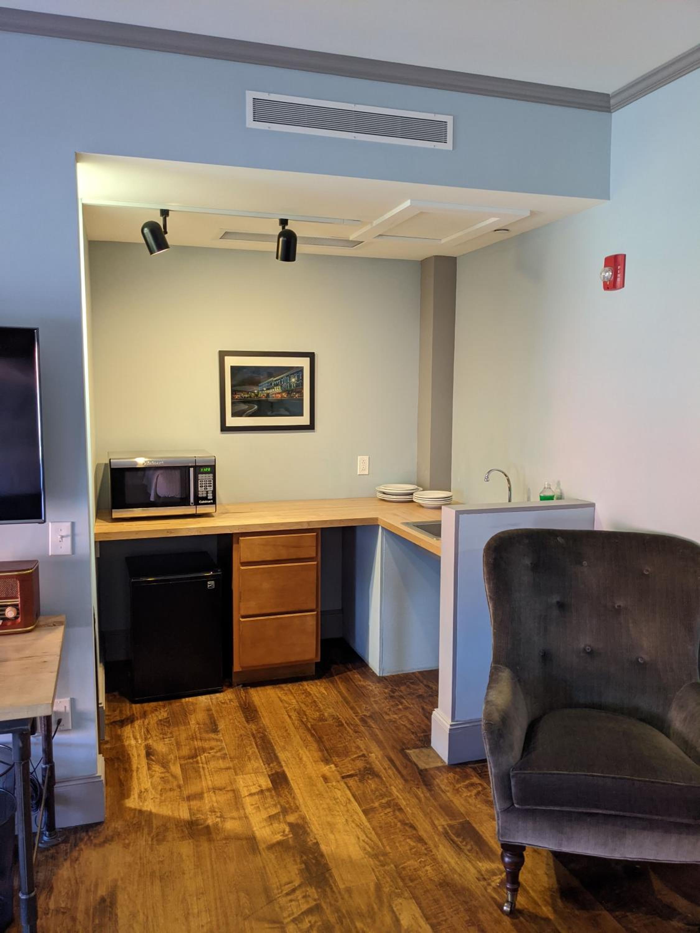 Double Room - Disability Access photo 3