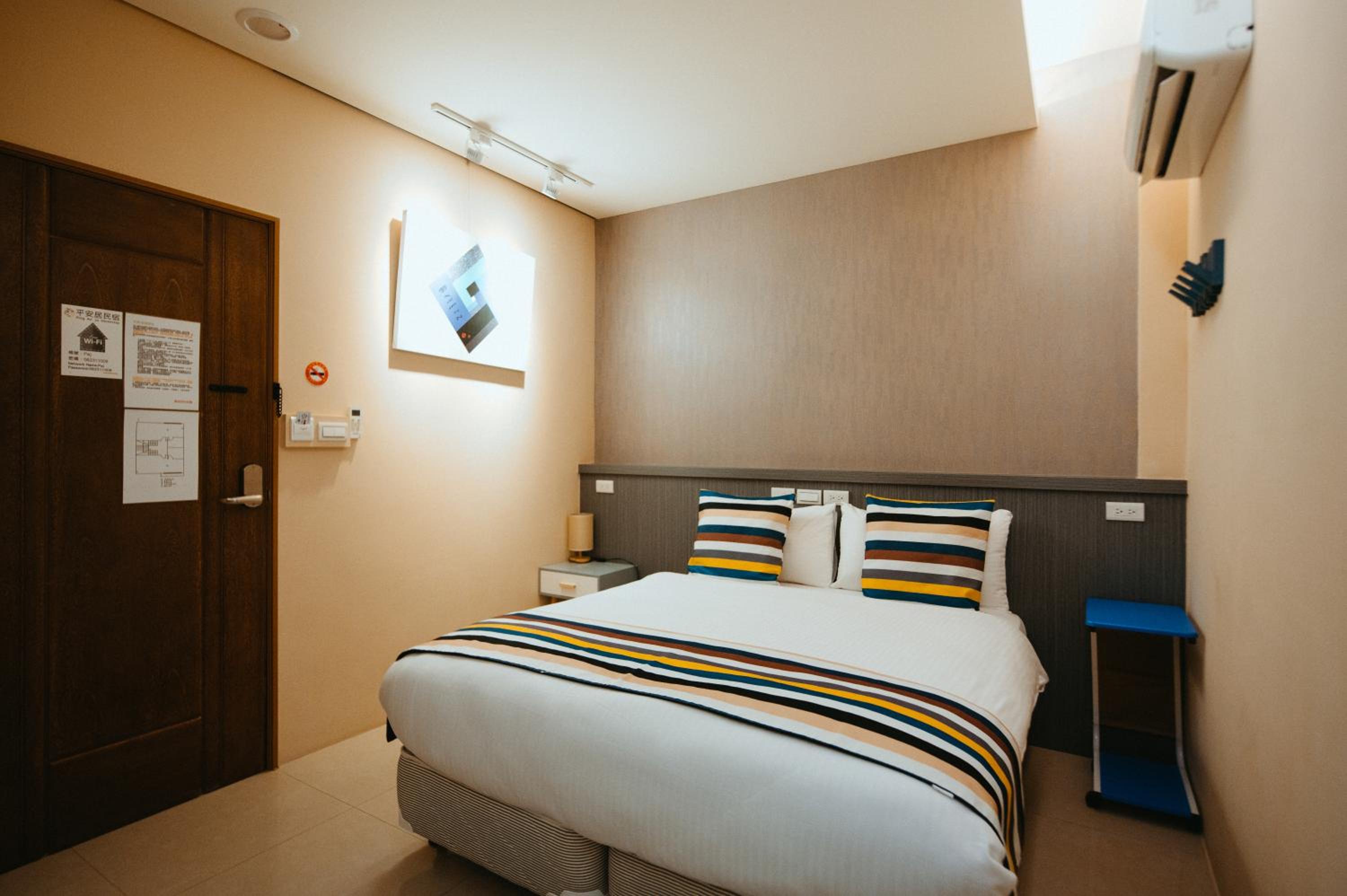 Double Room With Private Bathroom photo 1