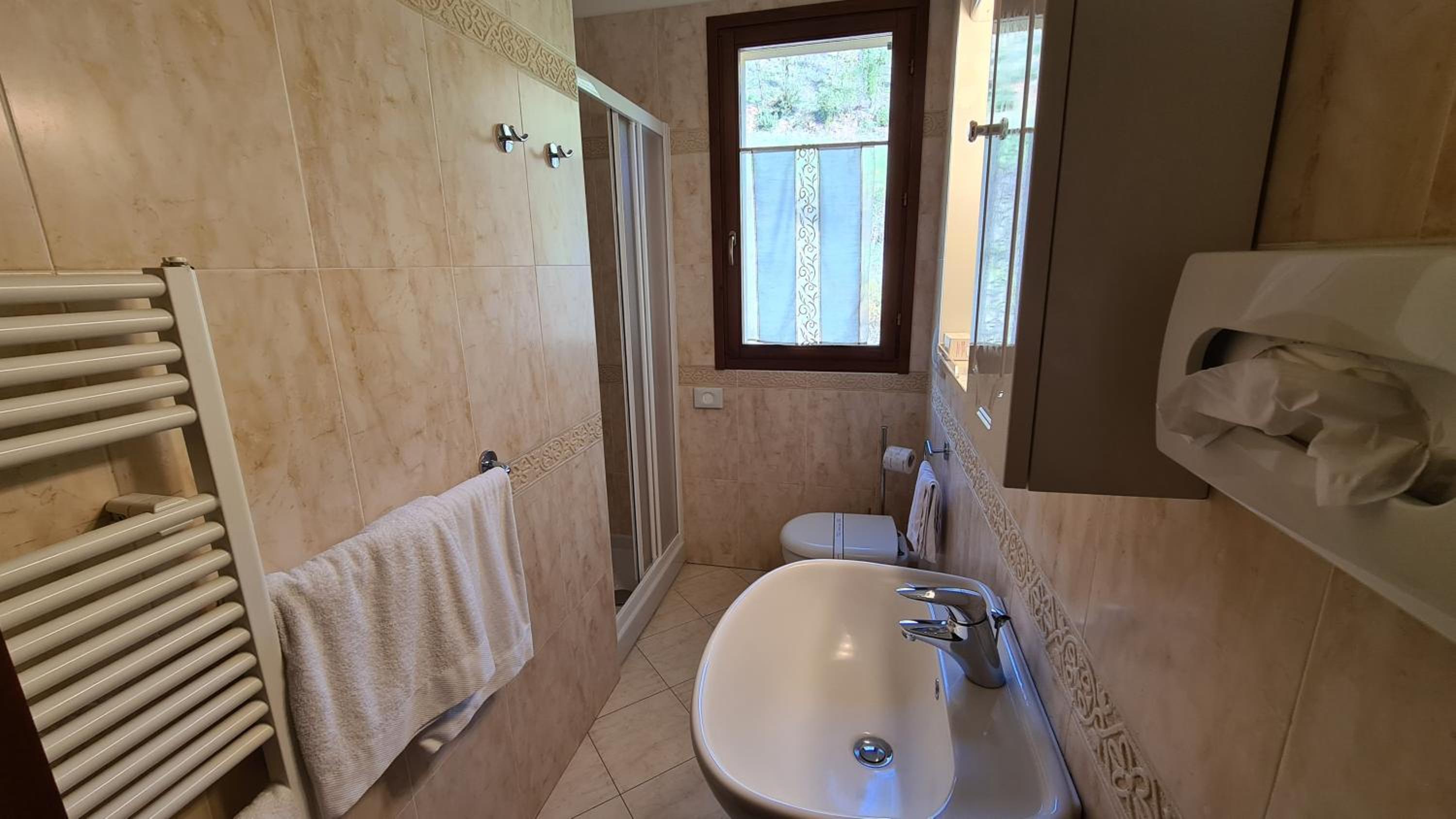 One-Bedroom Apartment - Photo 10