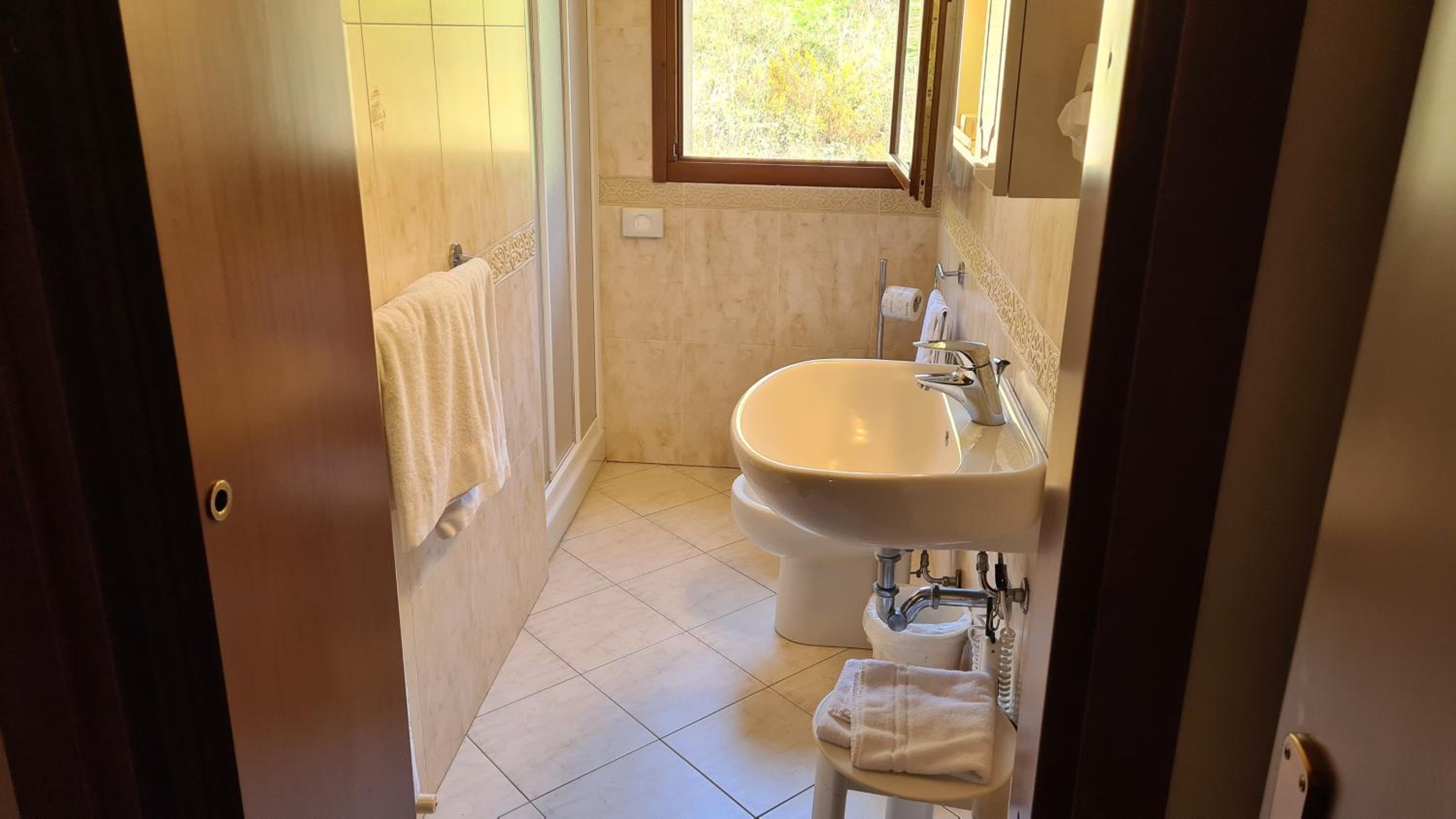 Two-Bedroom Apartment - Split Level - Photo 32