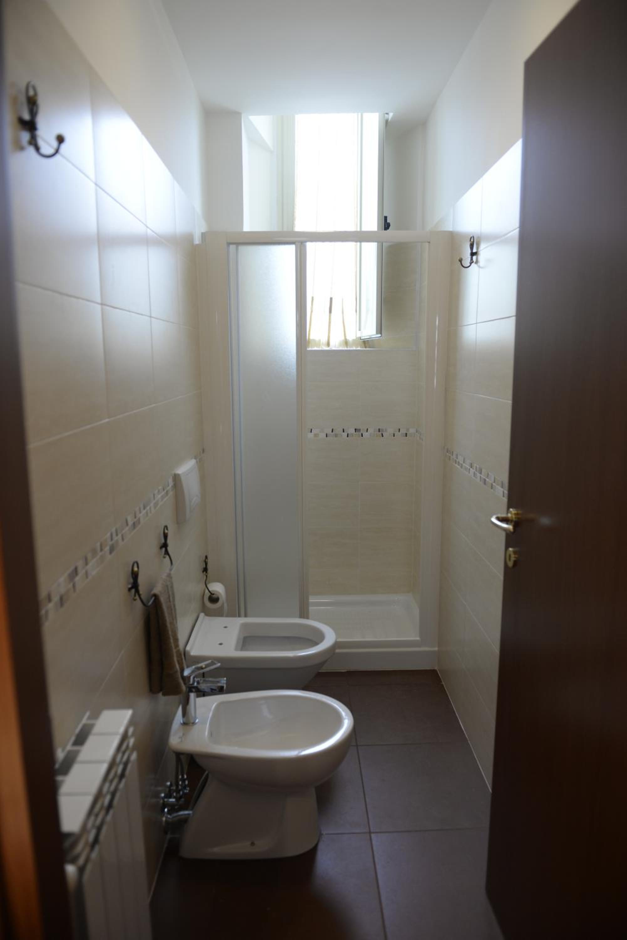 Double Room with Private External Bathroom photo 2