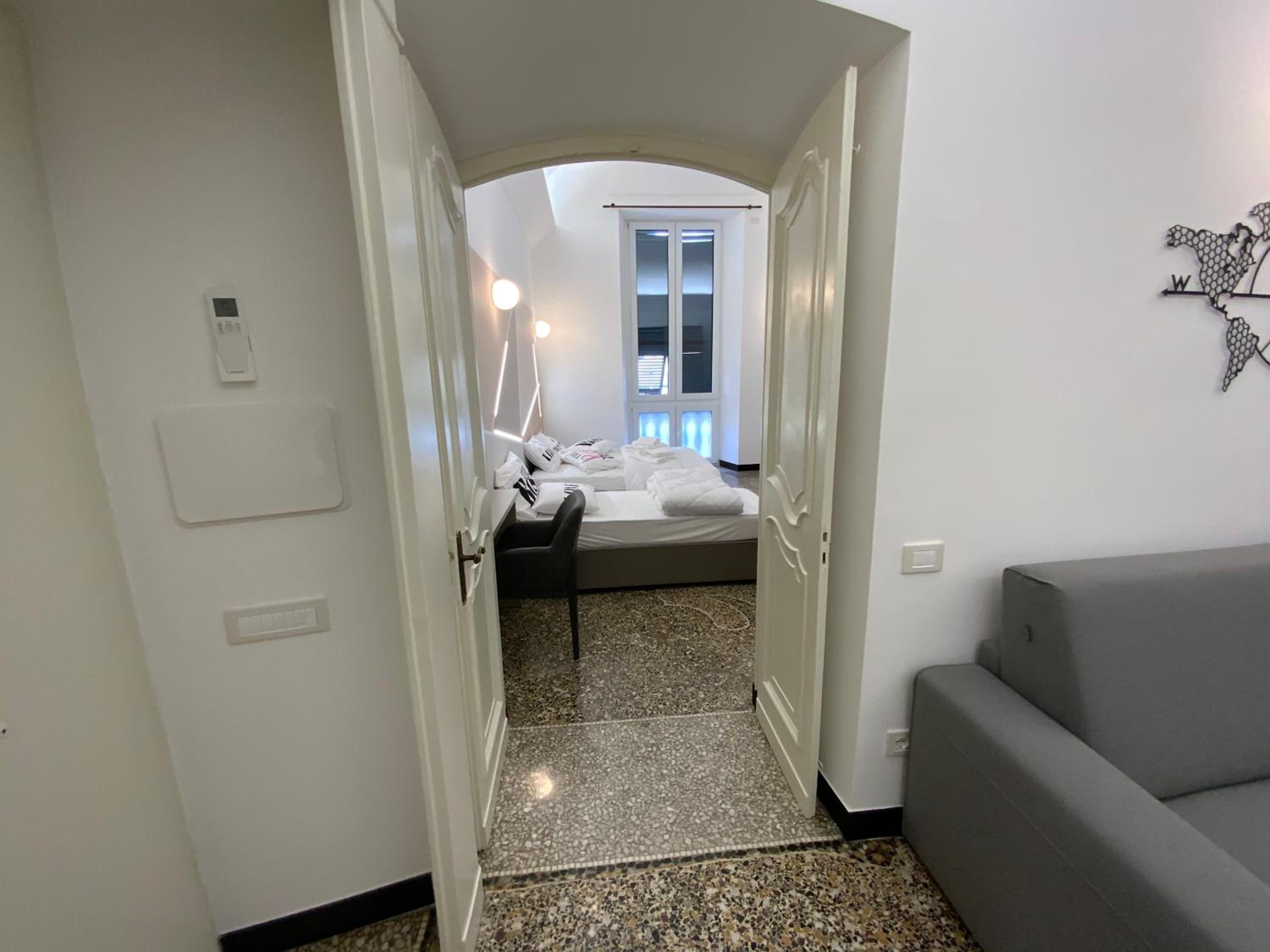 Deluxe Family Room - Photo 29