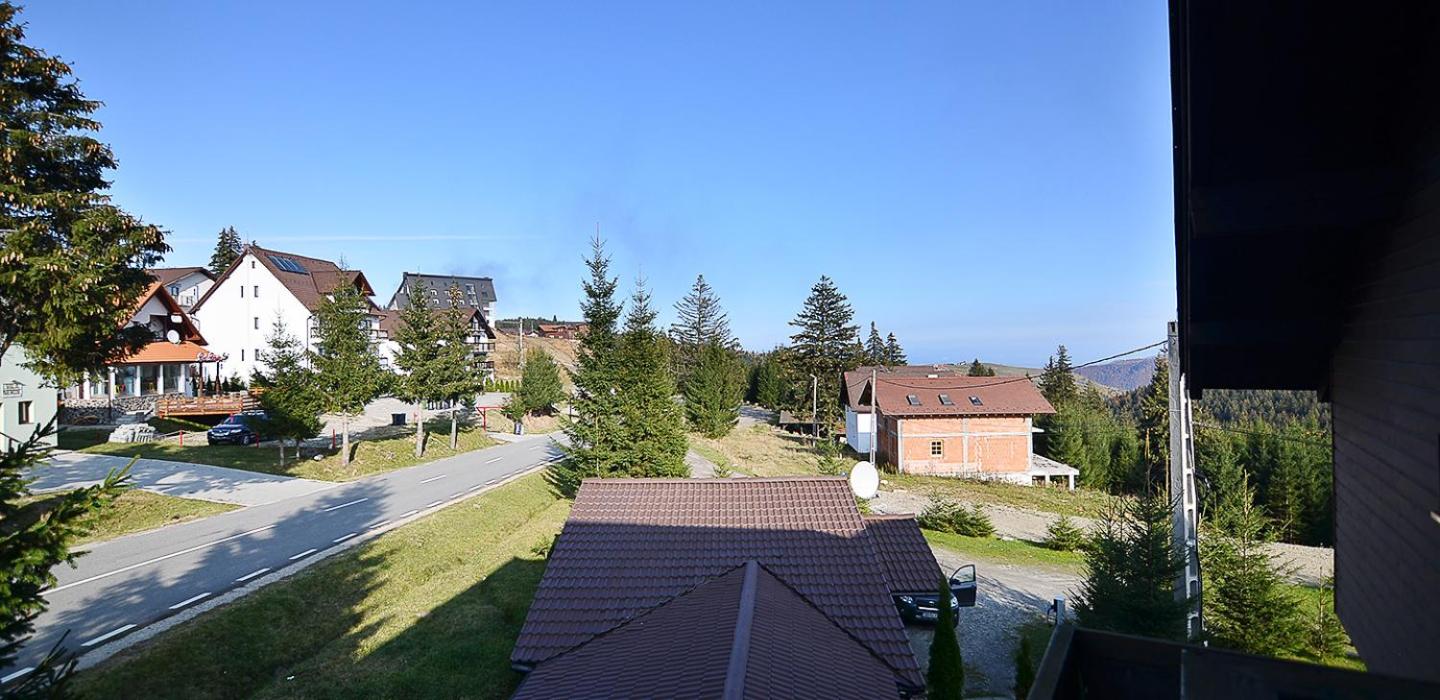 Double Room with Balcony - Photo 7