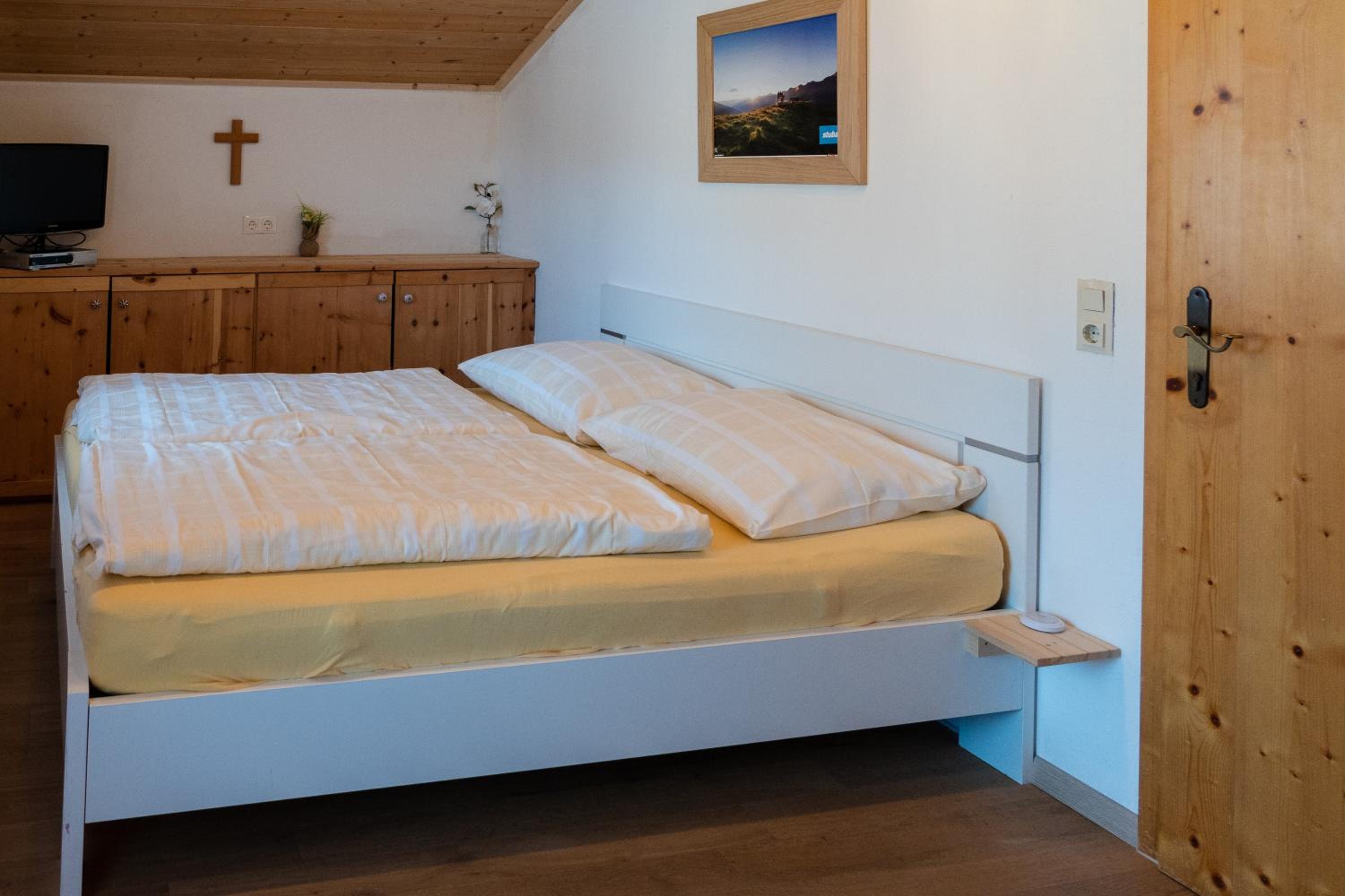 Apartment with Mountain View photo 1