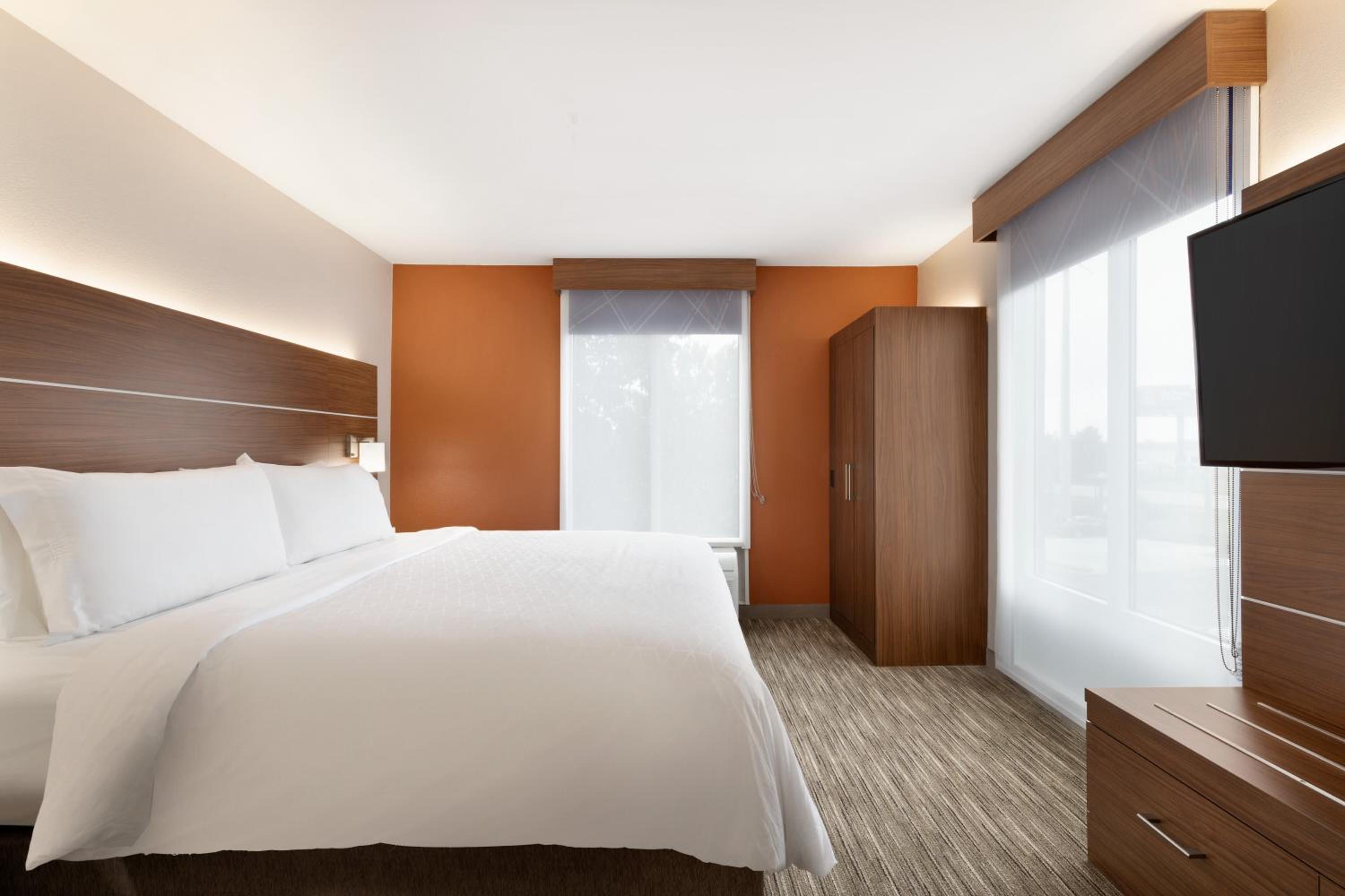 Standard Room - Photo 1