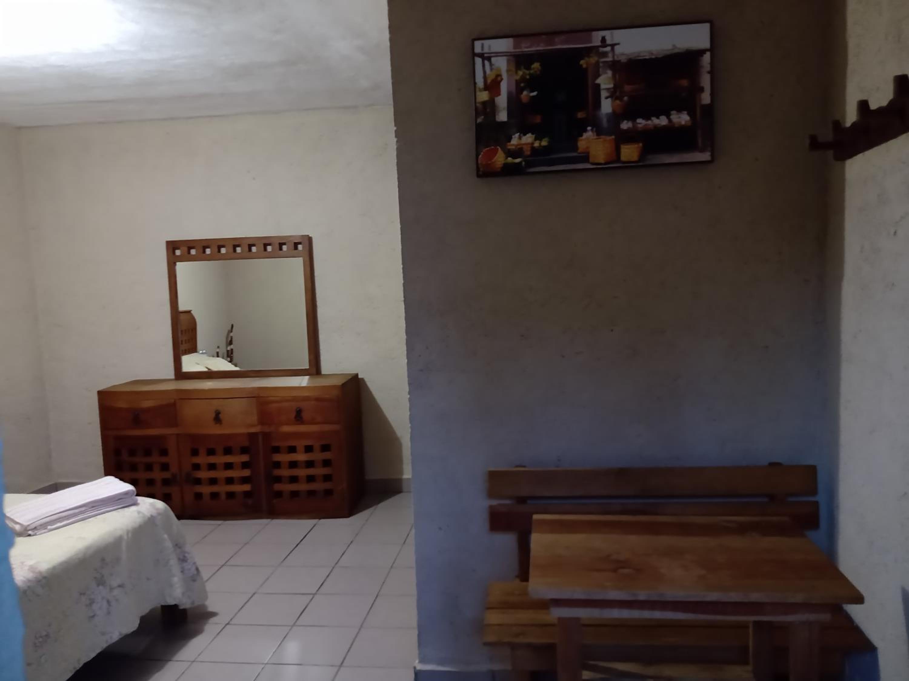 Double Room - Photo 3