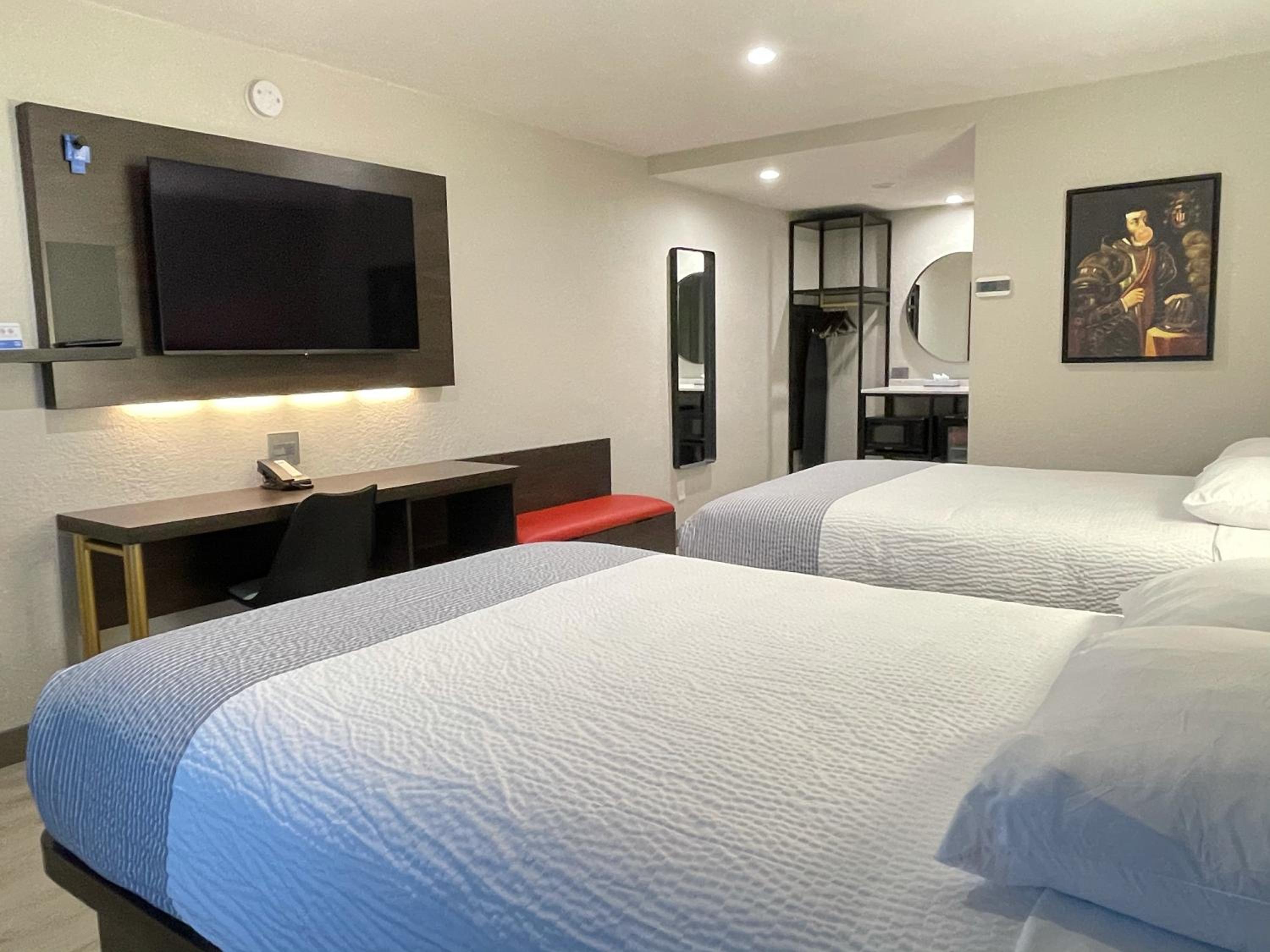 Double Room with Two Double Beds - Non-Smoking - Photo 6