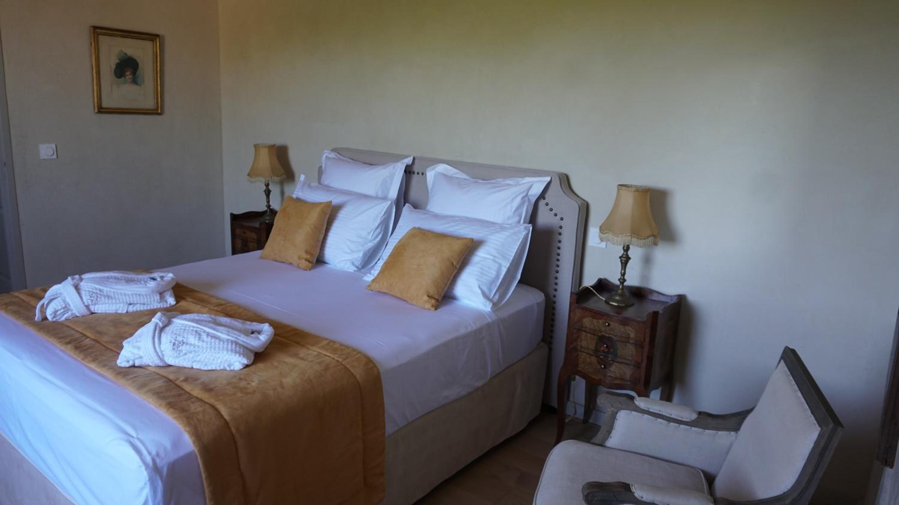 Deluxe Family Suite