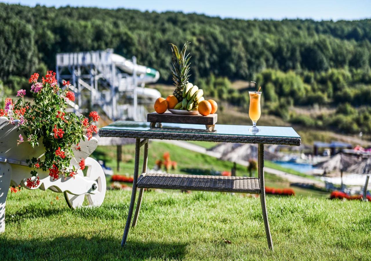 Four-Bedroom House - Photo 19