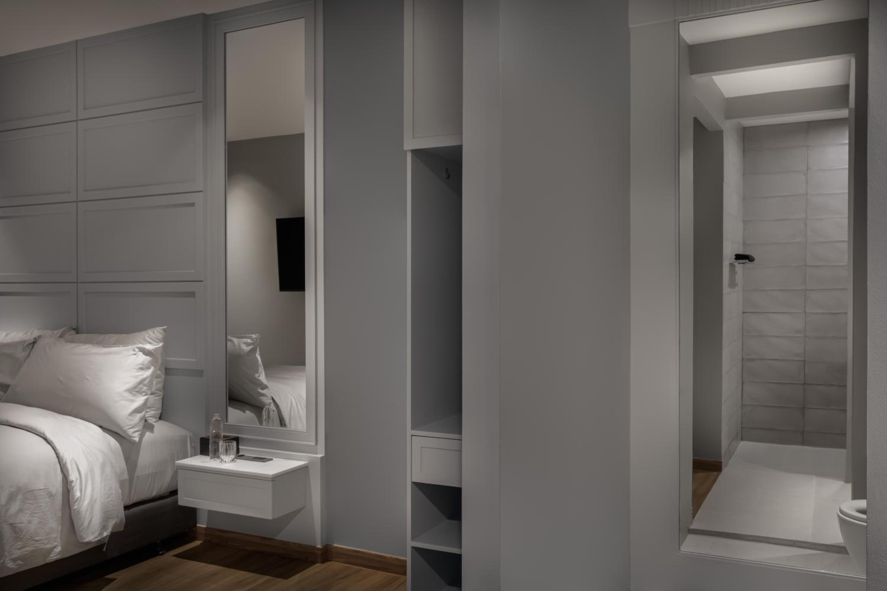 Two-Bedroom Suite - Ground Floor - Photo 2
