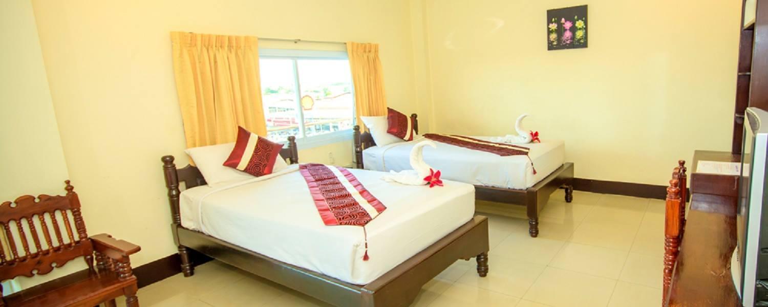 Standard Double or Twin Room - Photo 1