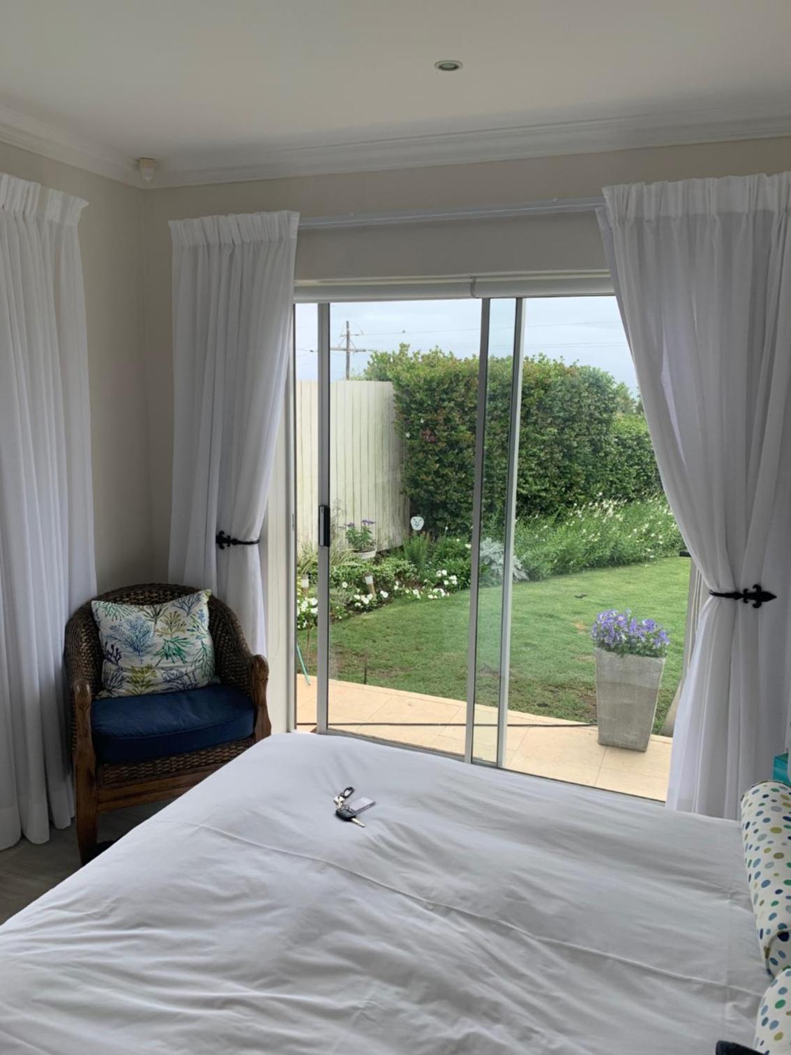Double Room - Photo 7