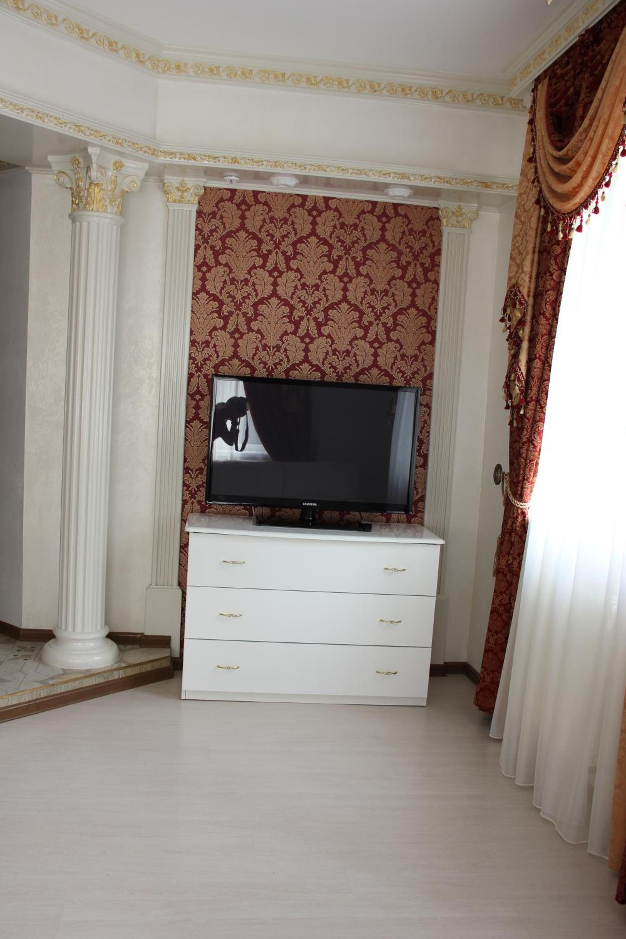 Large Double Room photo 2
