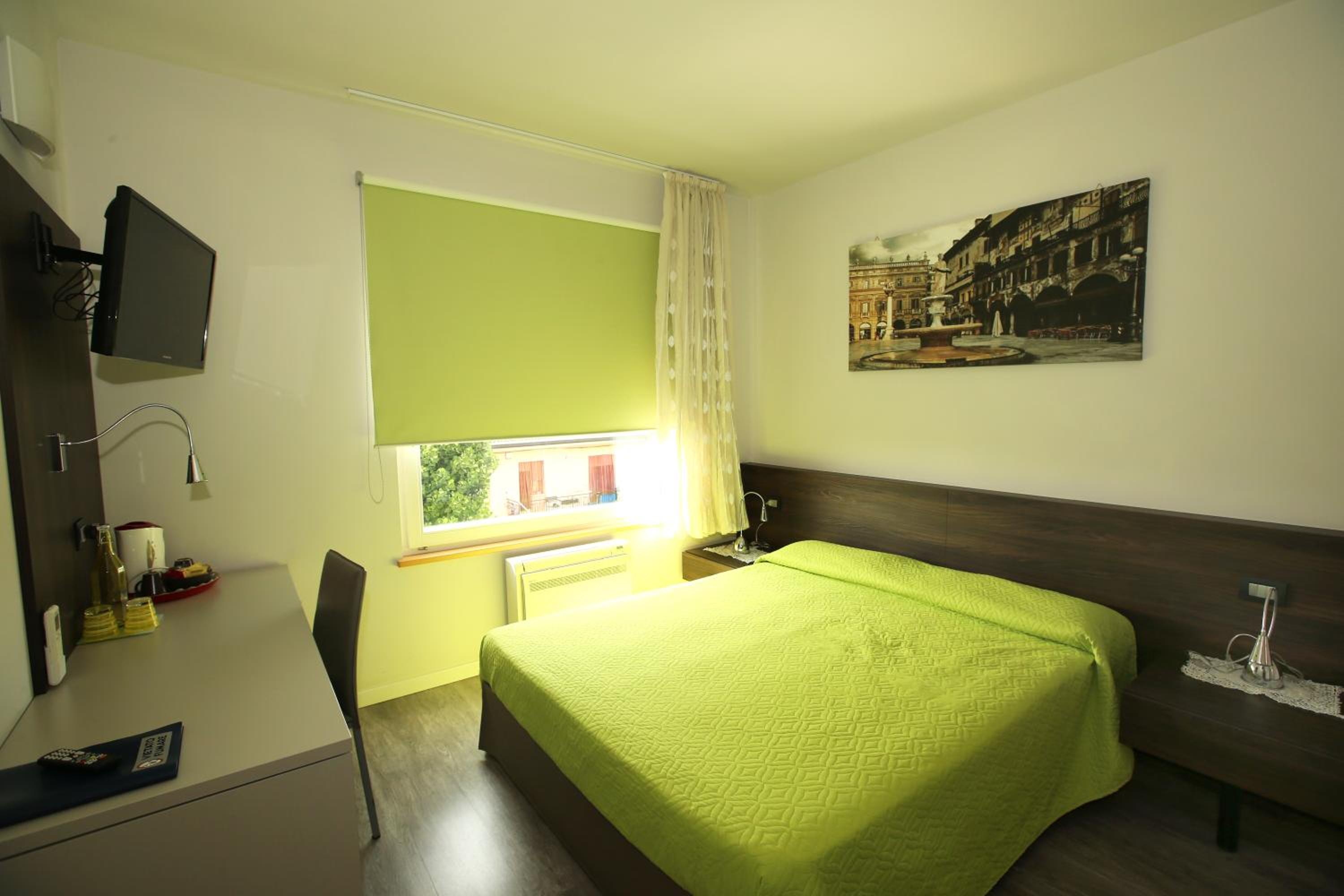 Standard Double Room photo 1