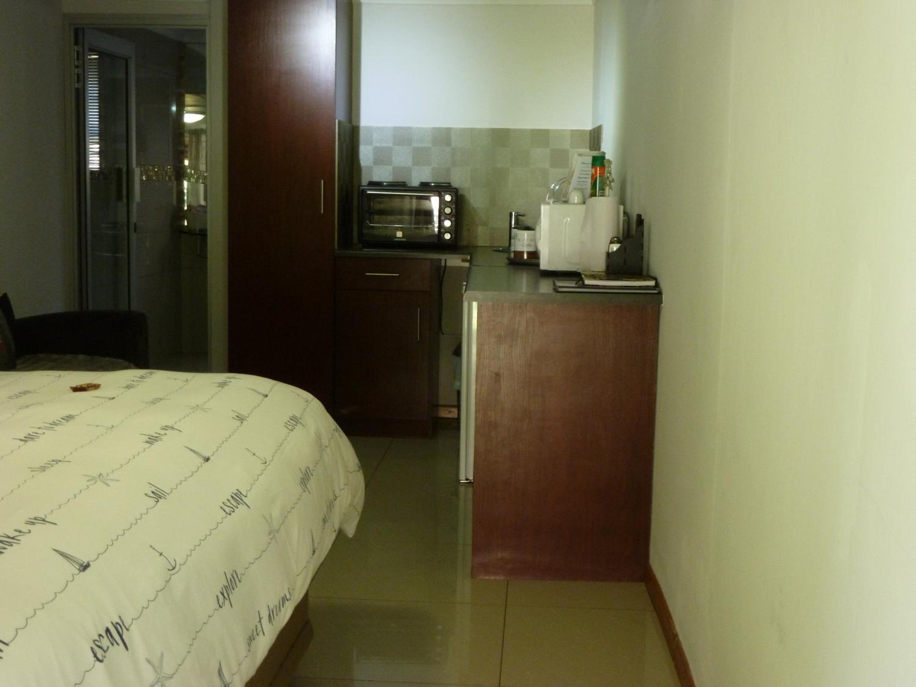 Apartment photo 3