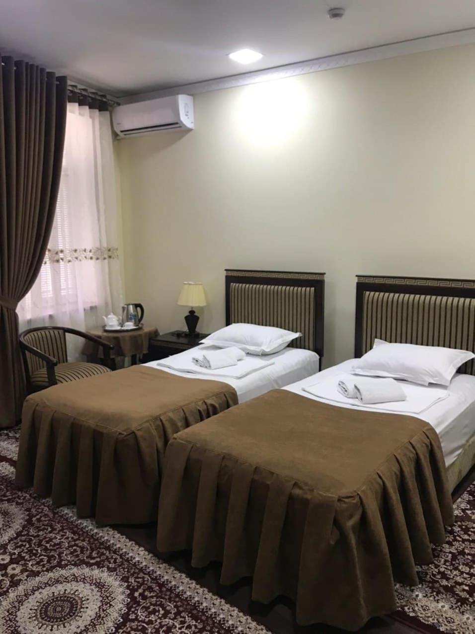 Twin Room with Shower