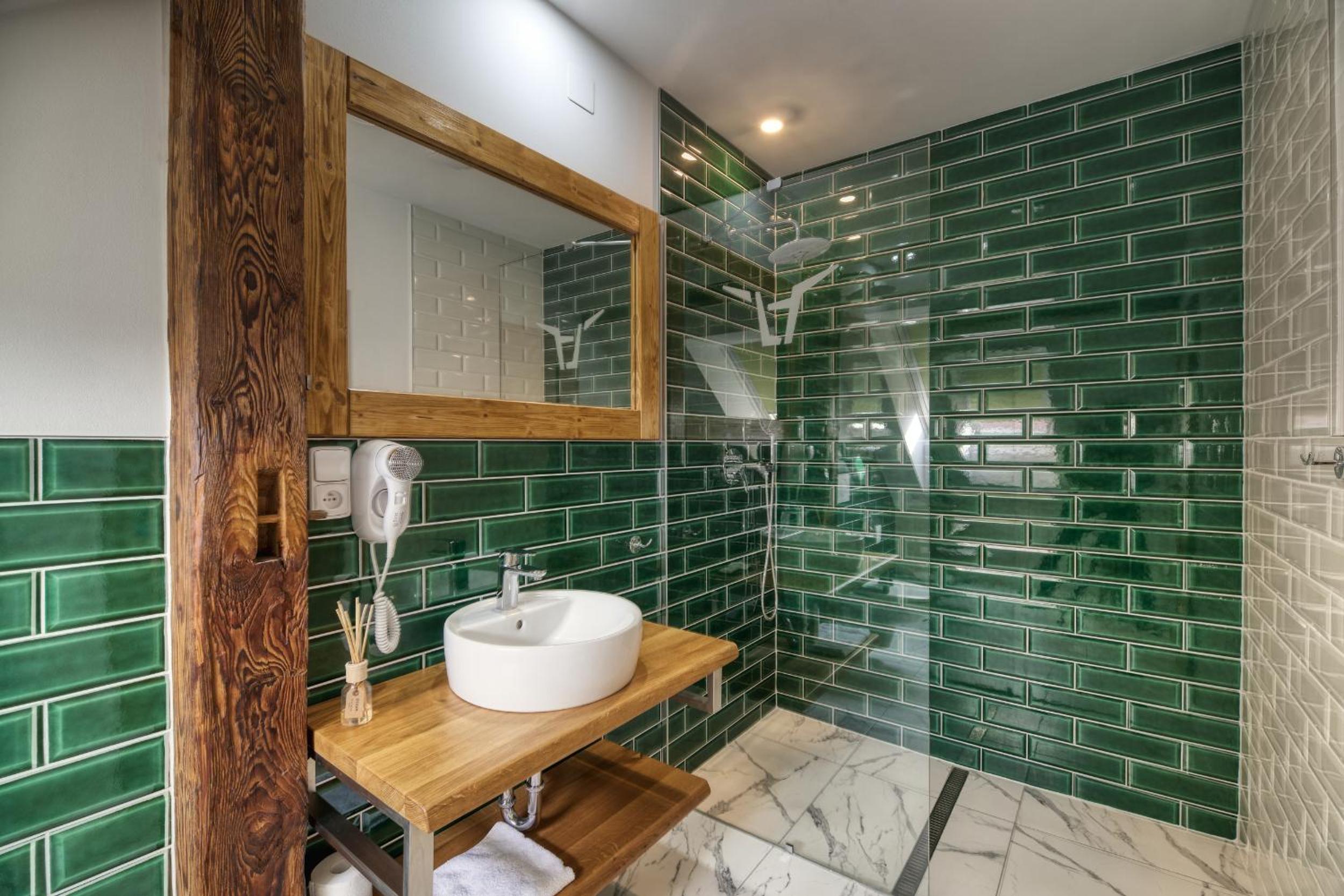 Standard Double or Twin Room photo 1