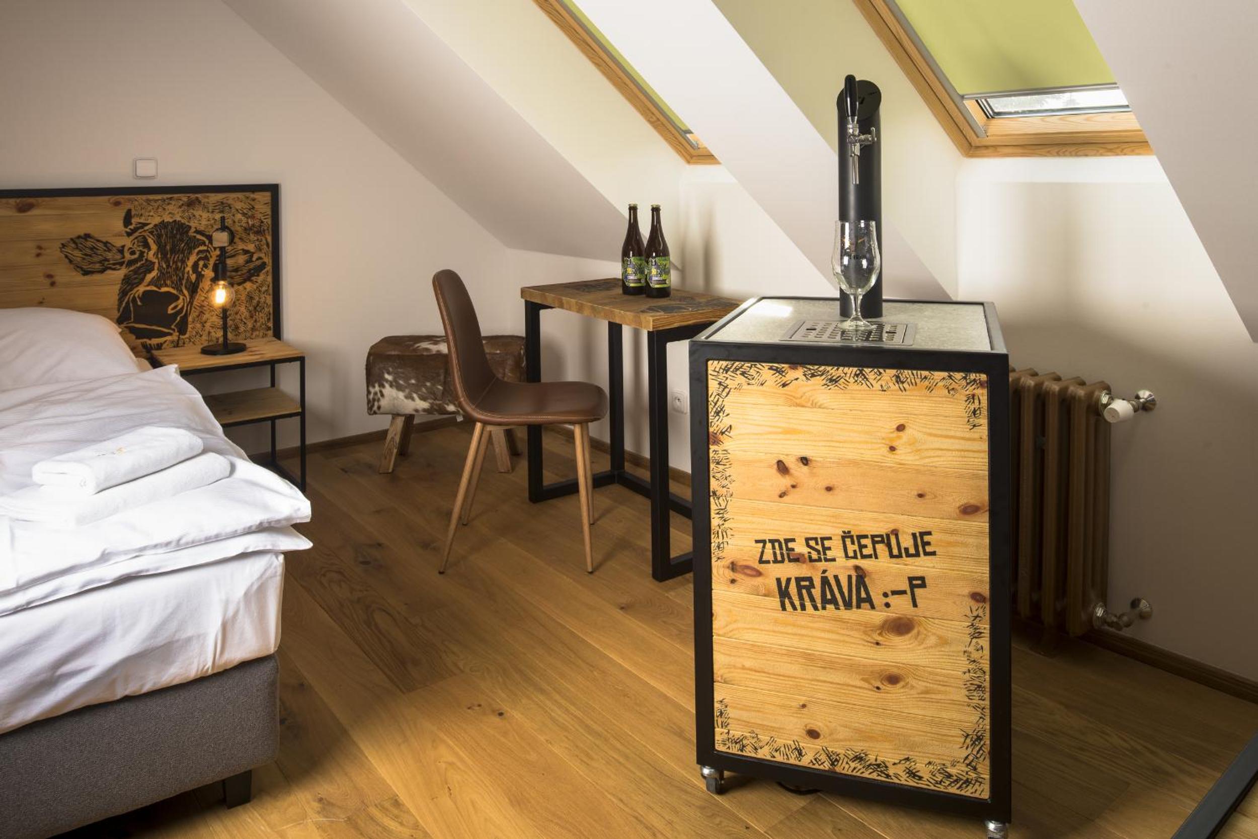 Standard Double or Twin Room photo 3