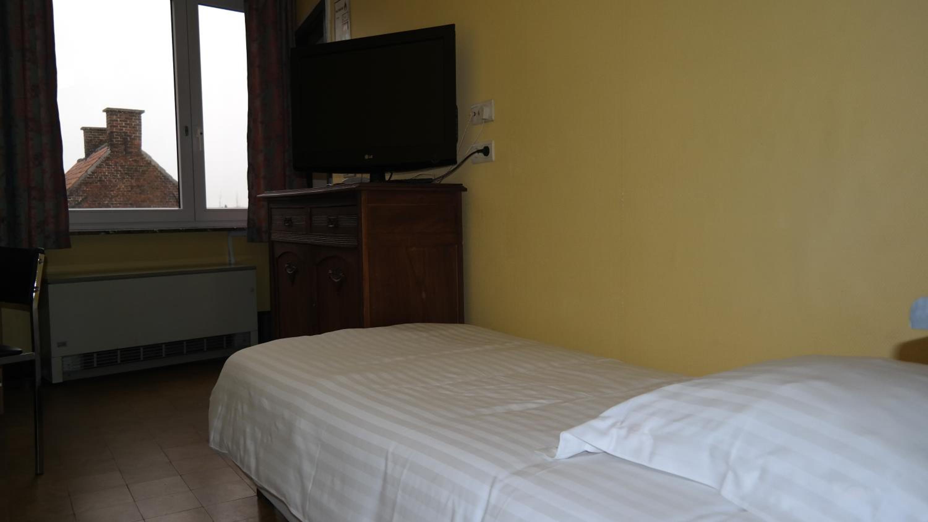 Budget Single Room photo 2