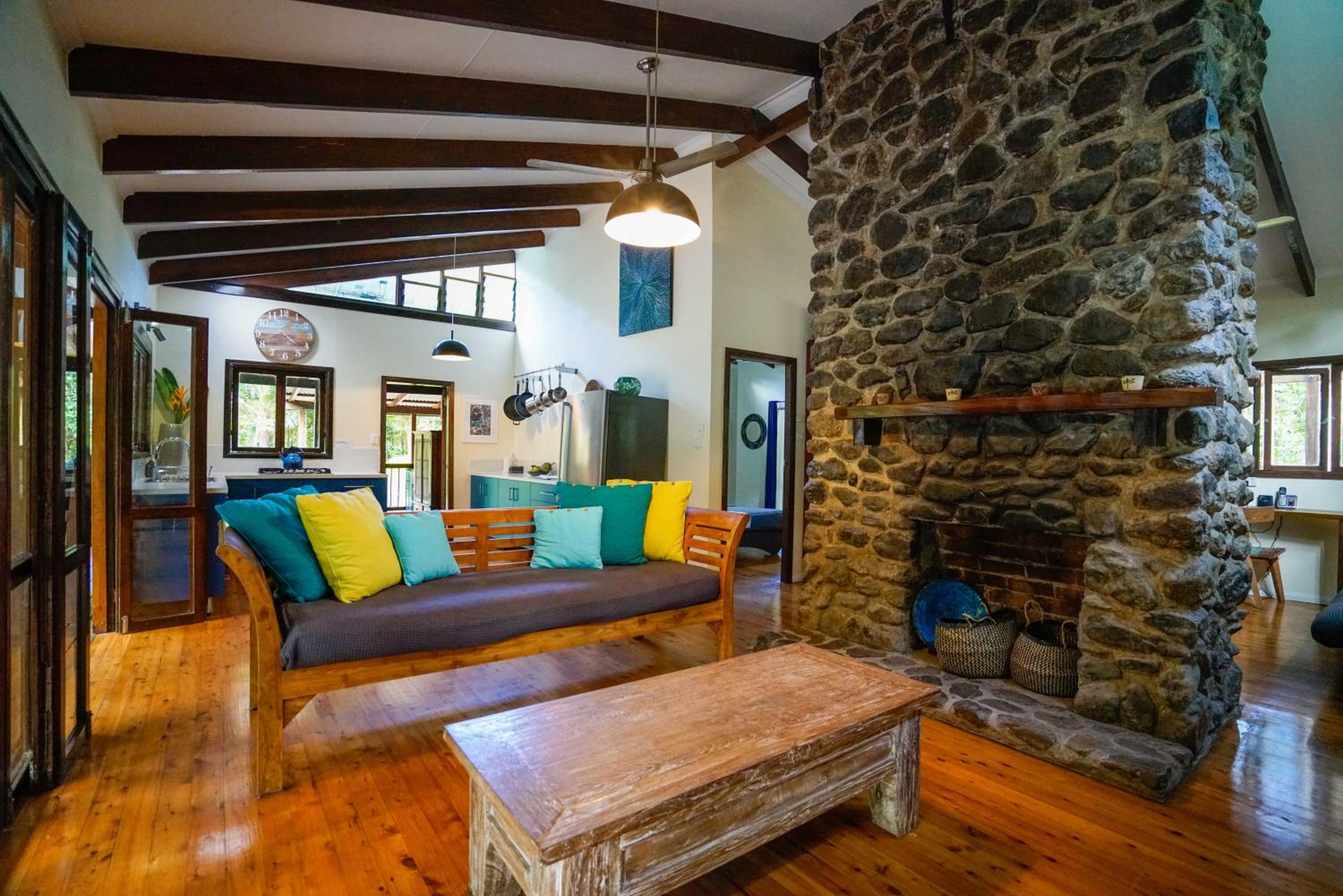 Three-Bedroom House photo 2