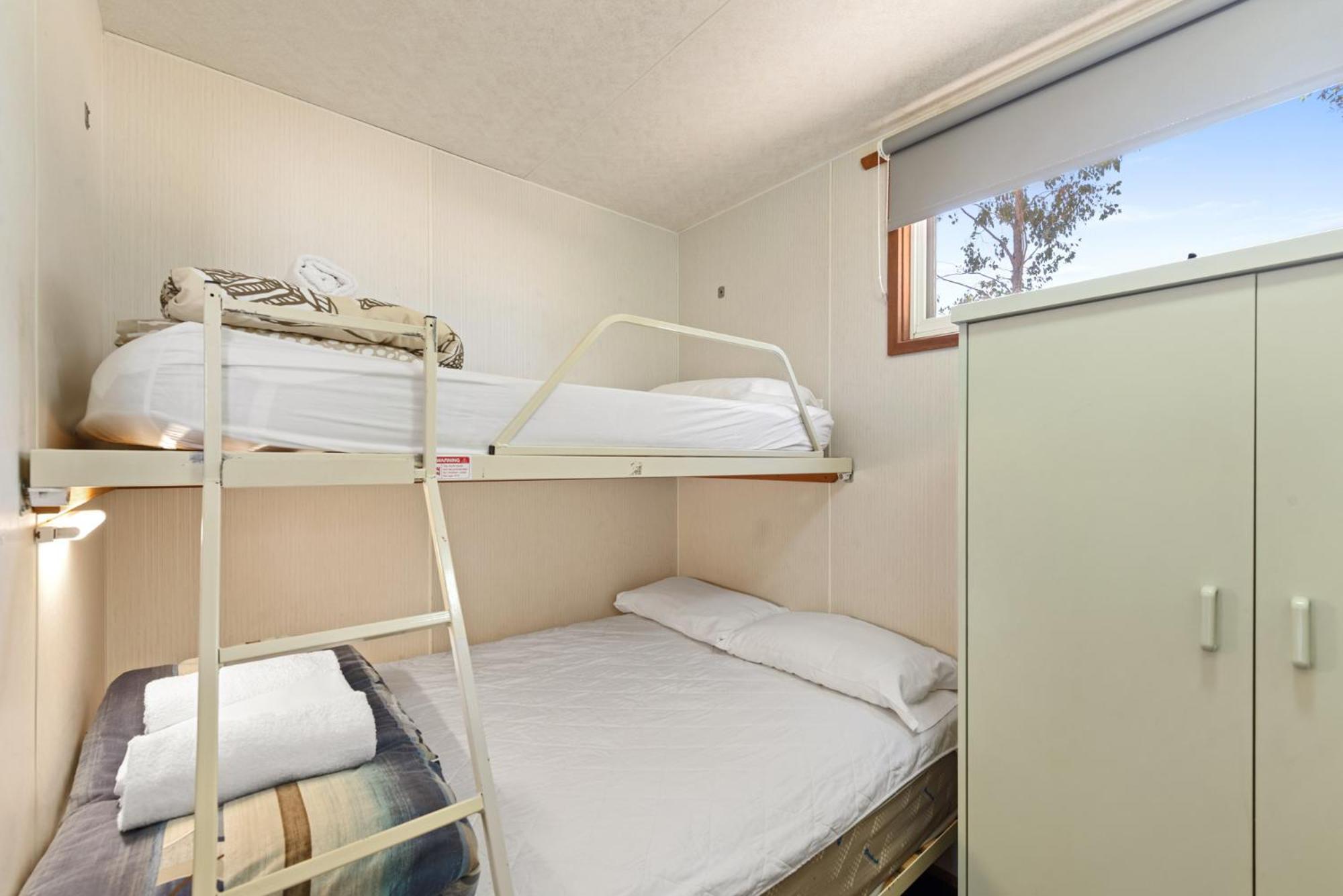 Standard 3 Bedroom Unit - Photo 7