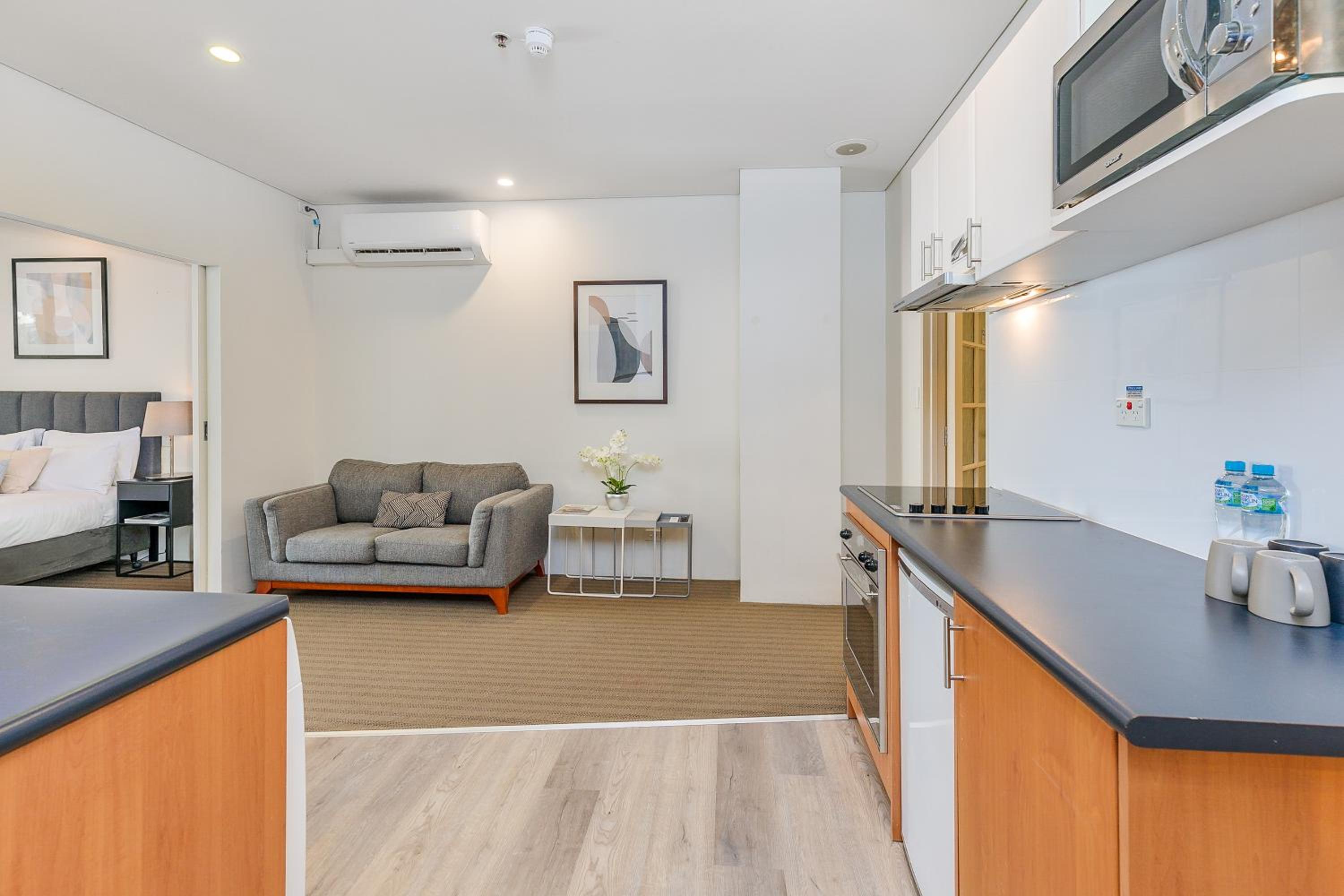 Superior Two-Bedroom Apartment - Photo 5
