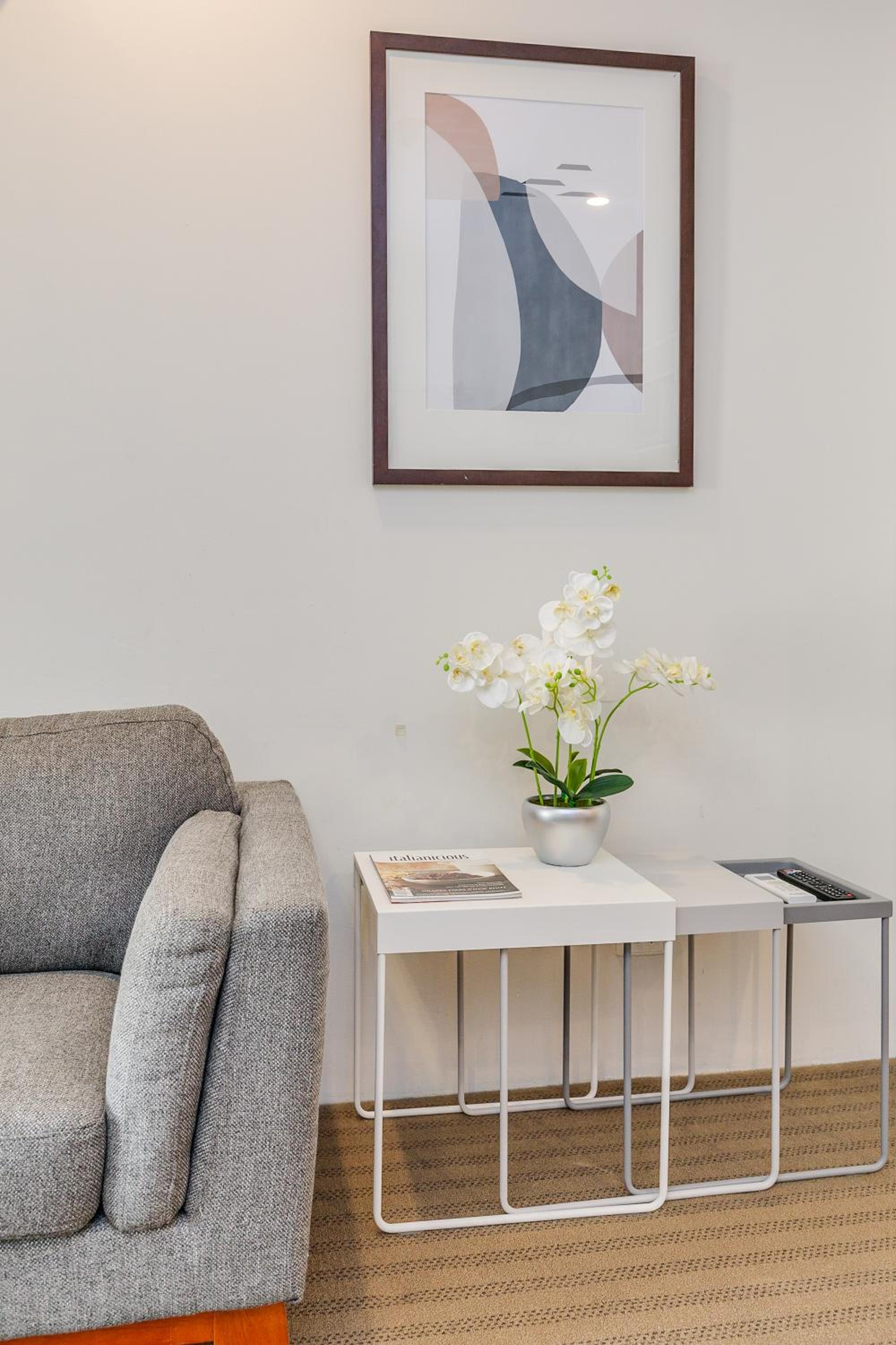 Superior Two-Bedroom Apartment - Photo 13