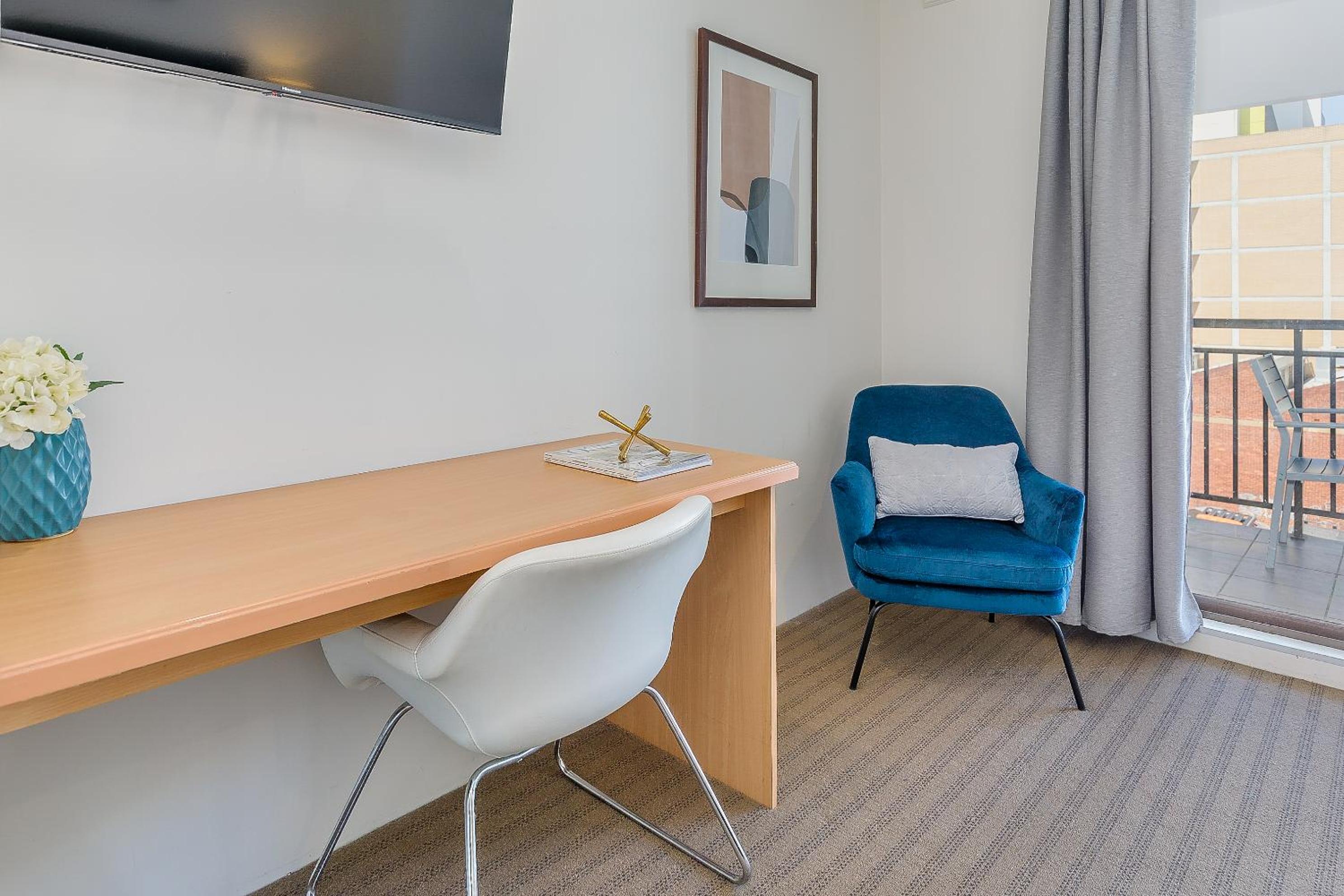 Superior Two-Bedroom Apartment - Photo 7