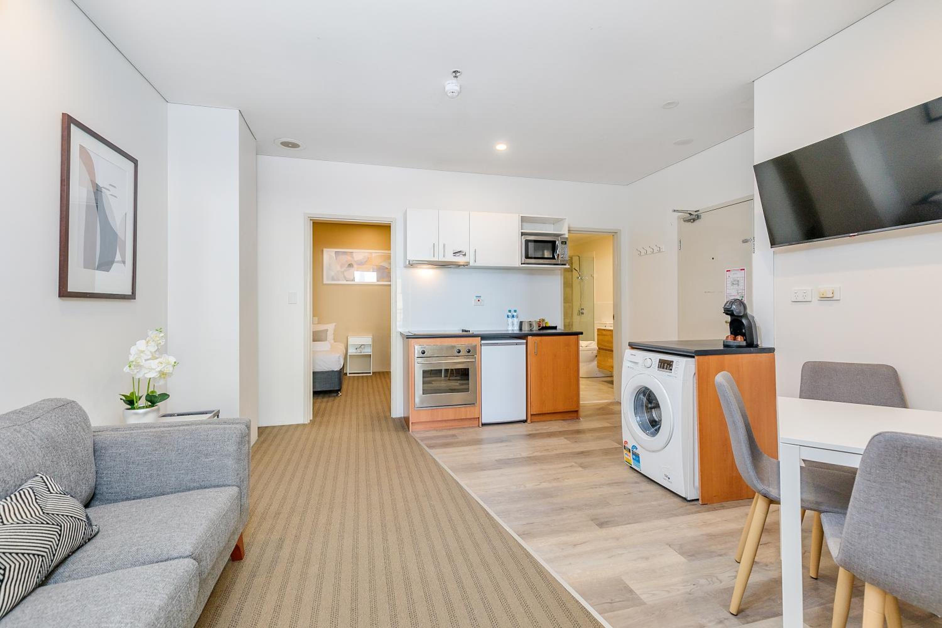 Superior Two-Bedroom Apartment - Photo 15