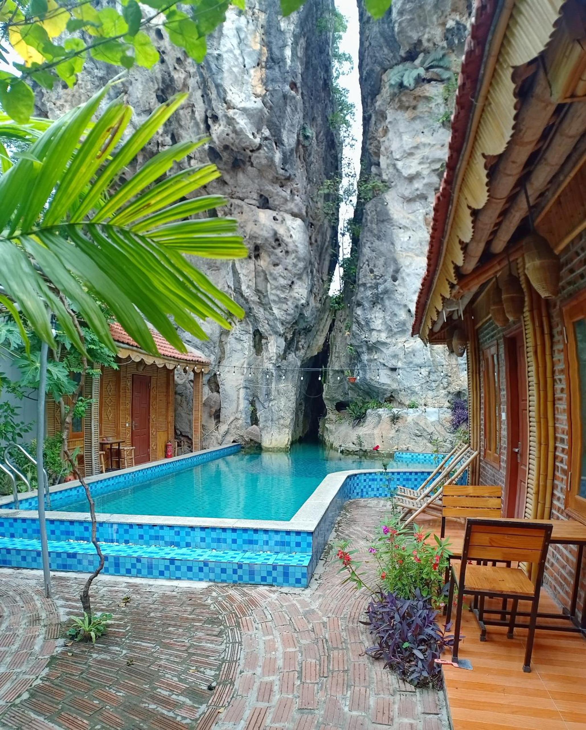 King Room With Pool View photo 2