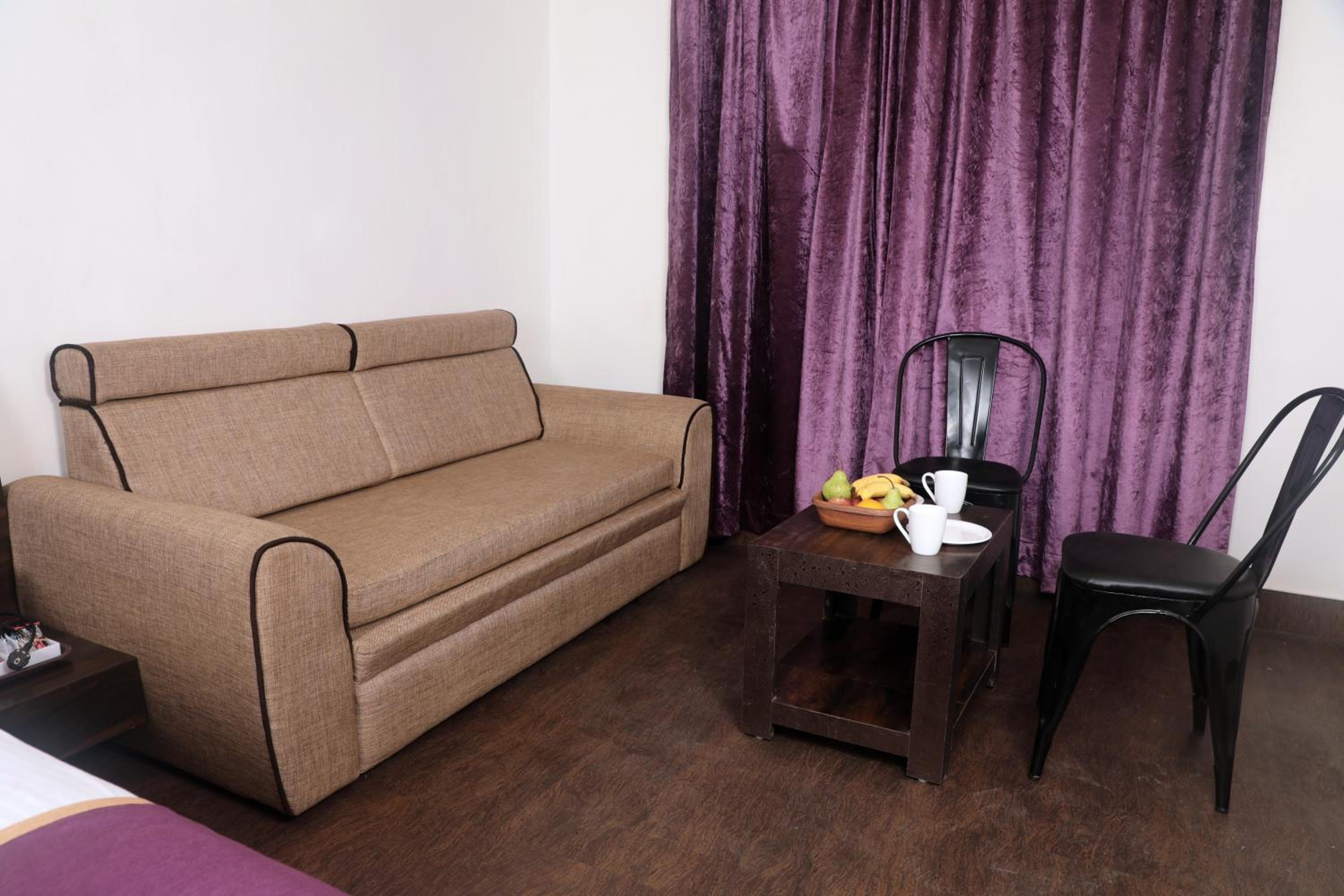 Family Room photo 3