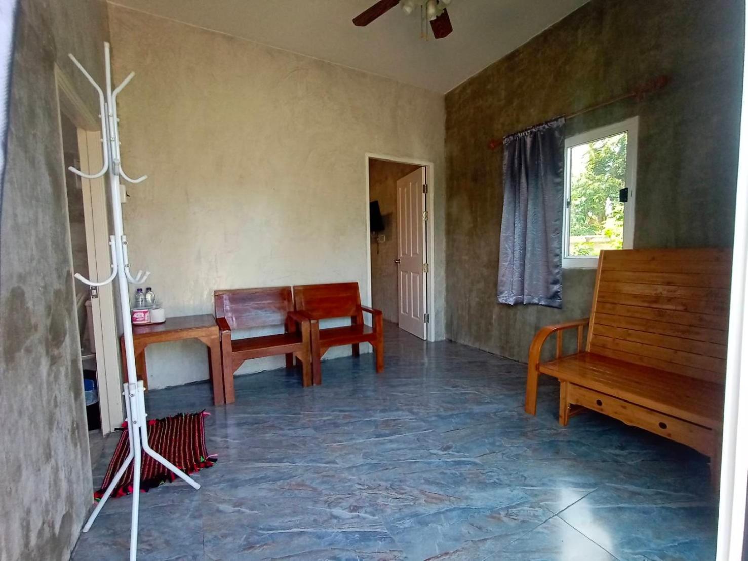 Standard Twin Room - Photo 5