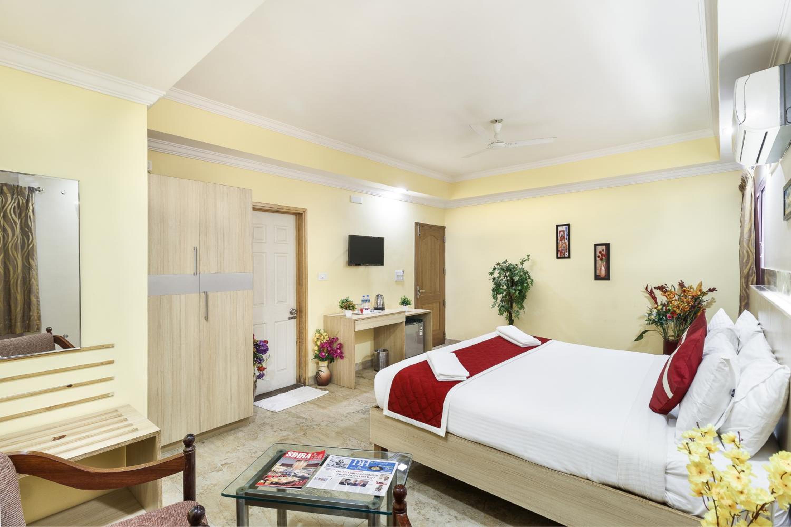Deluxe Double Room - Photo 14