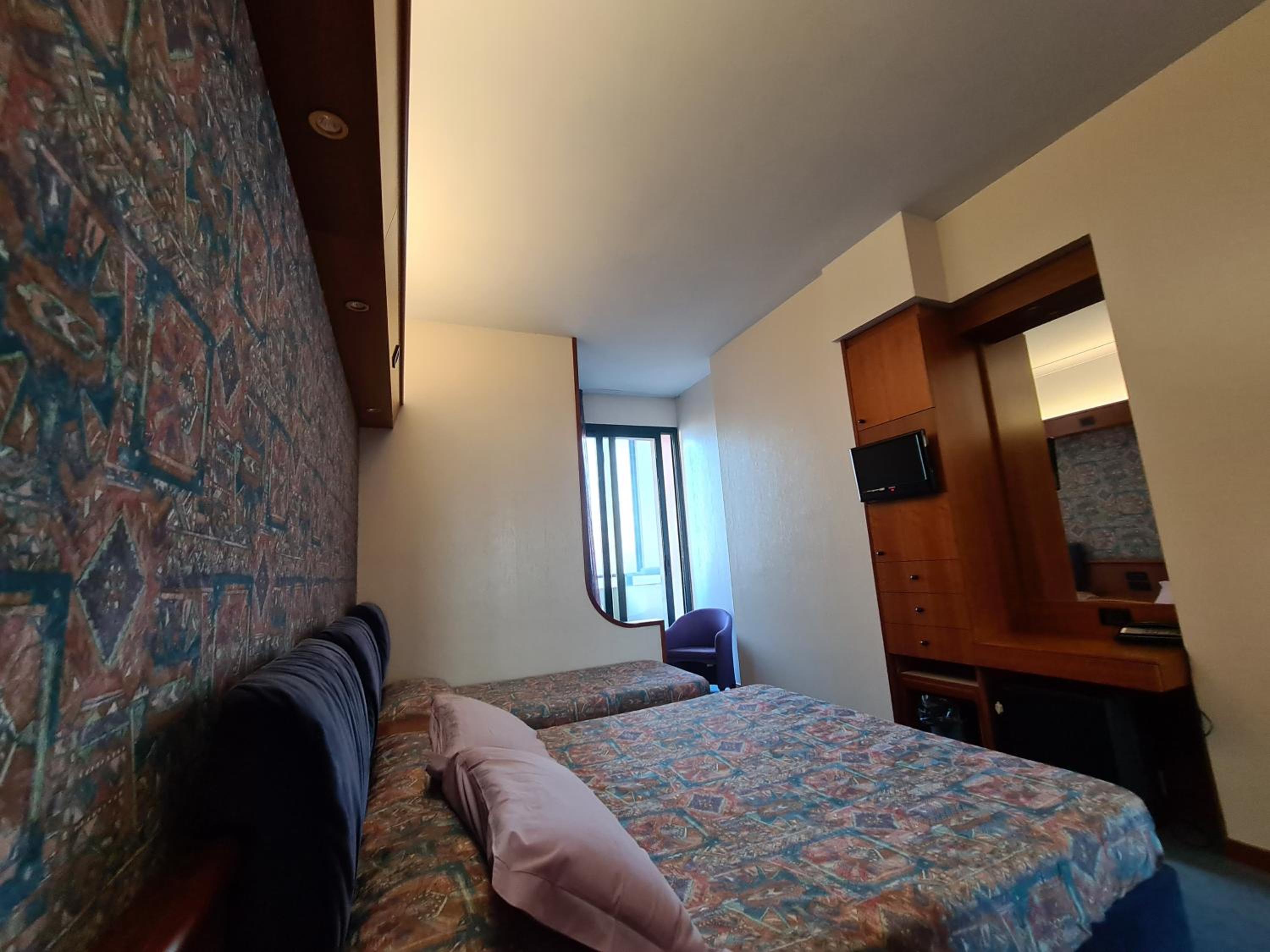 Triple Room with Balcony and Sea View photo 1