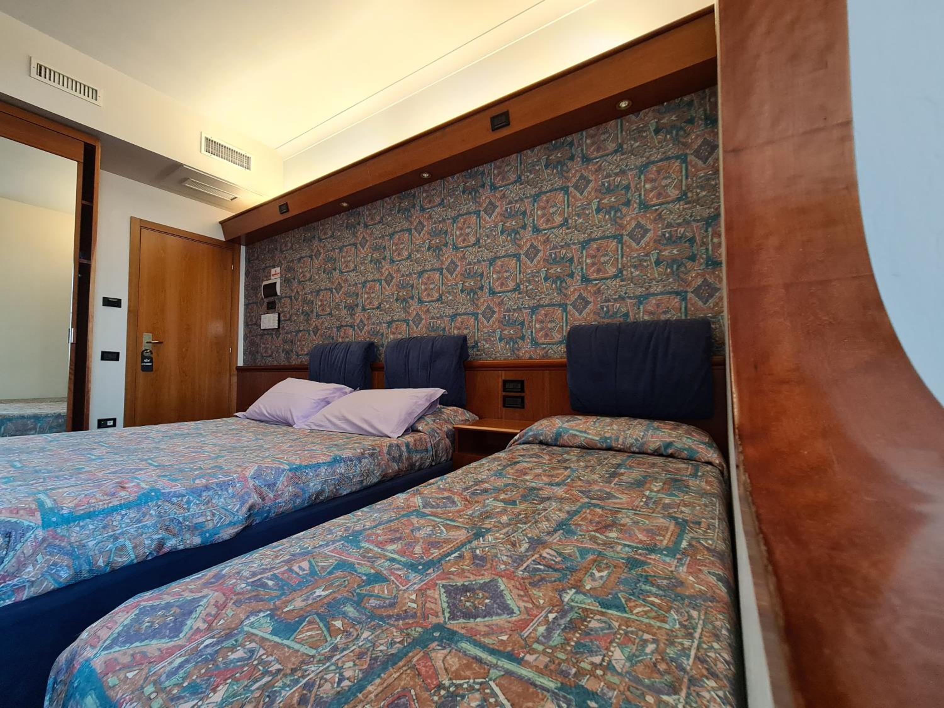 Triple Room with Balcony and Sea View photo 2