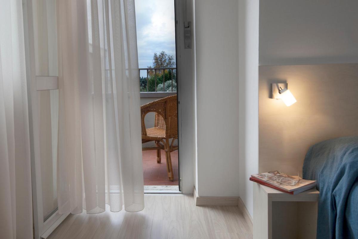 One-Bedroom Apartment (3 Adults) photo 1