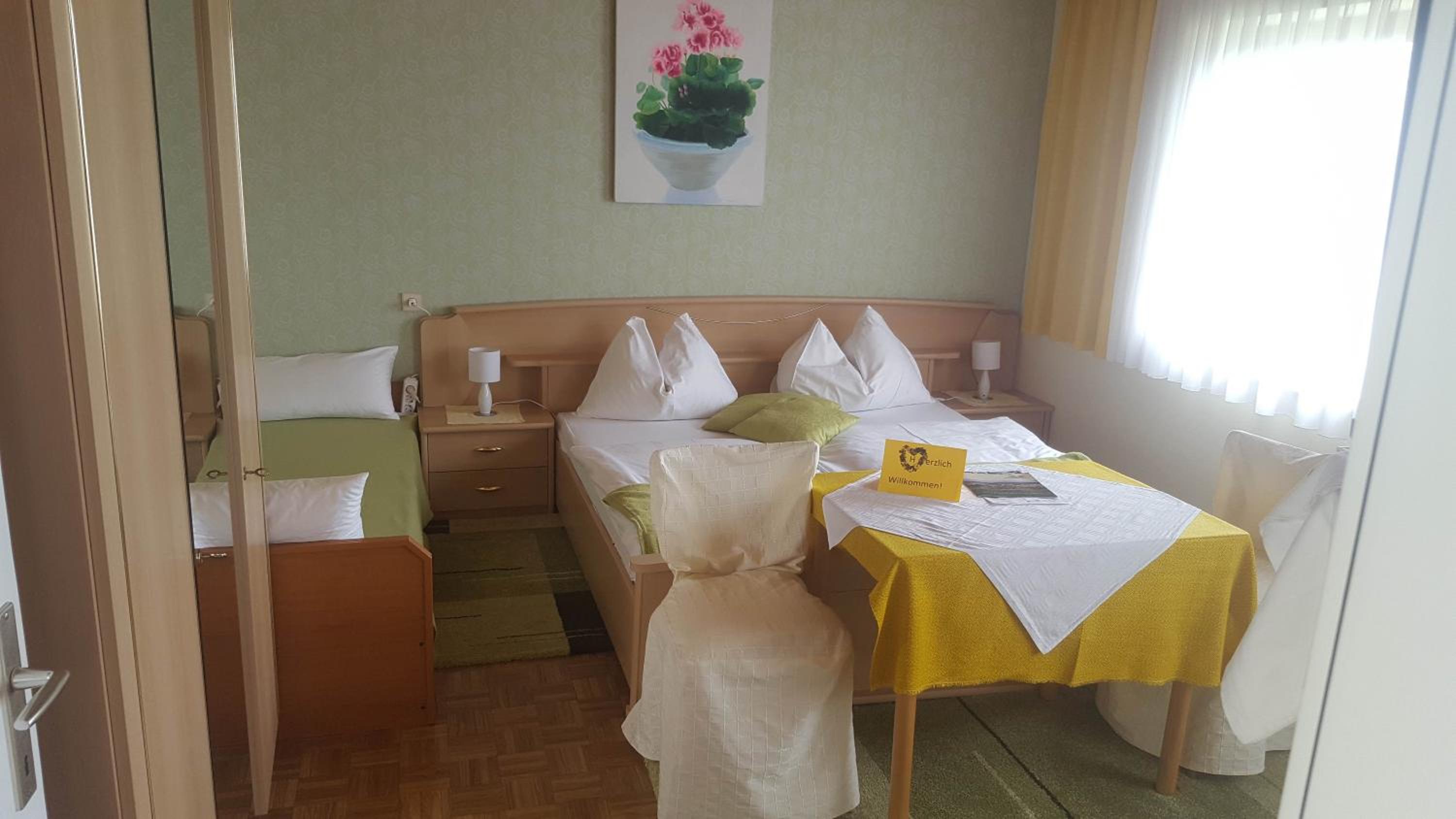 Triple Room - Photo 5